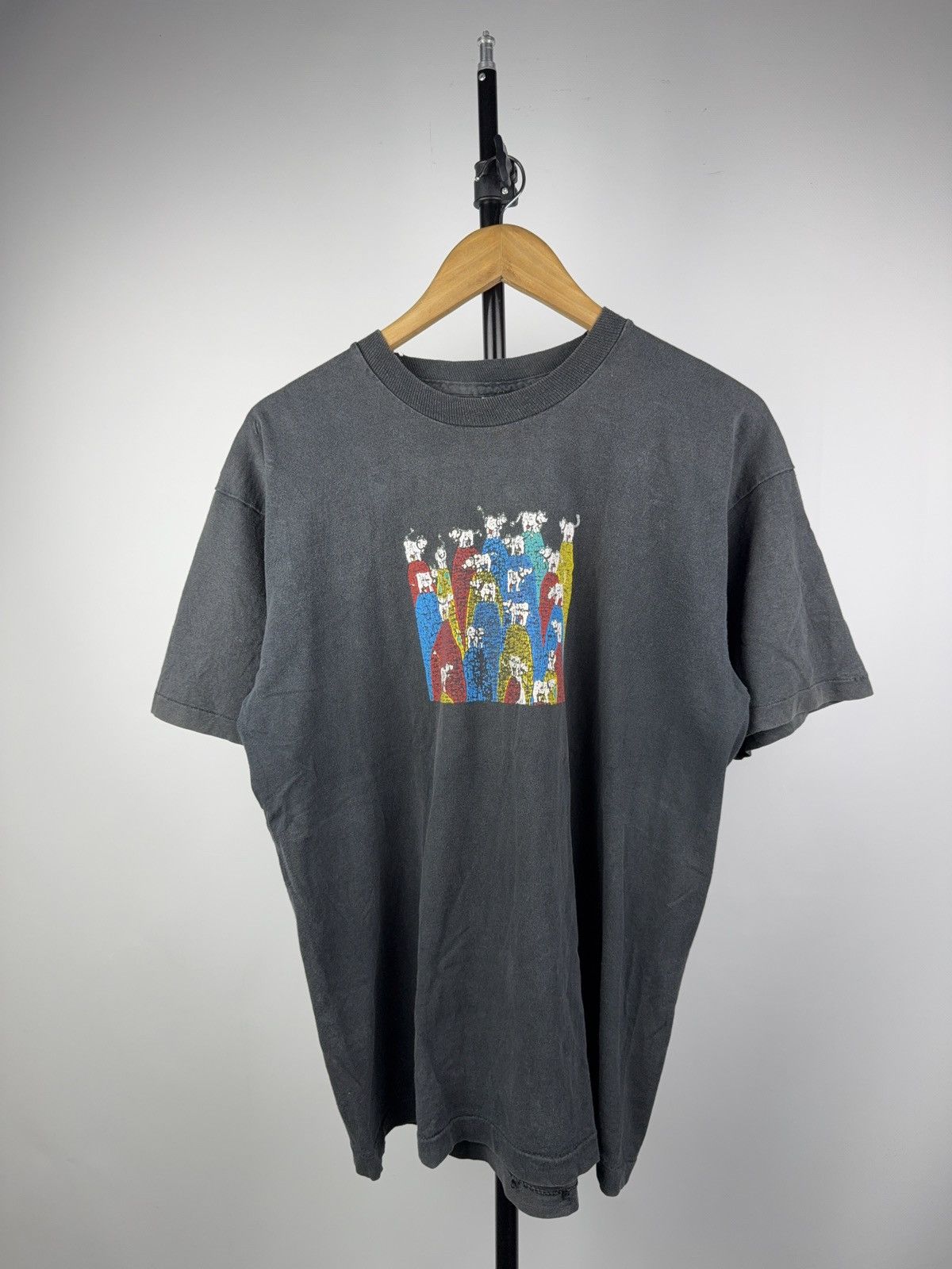 Vintage Retro Vintage Basel Verein Cows Graphic T-Shirt 90s Size US L / EU 52-54 / 3 - 1 Thumbnail