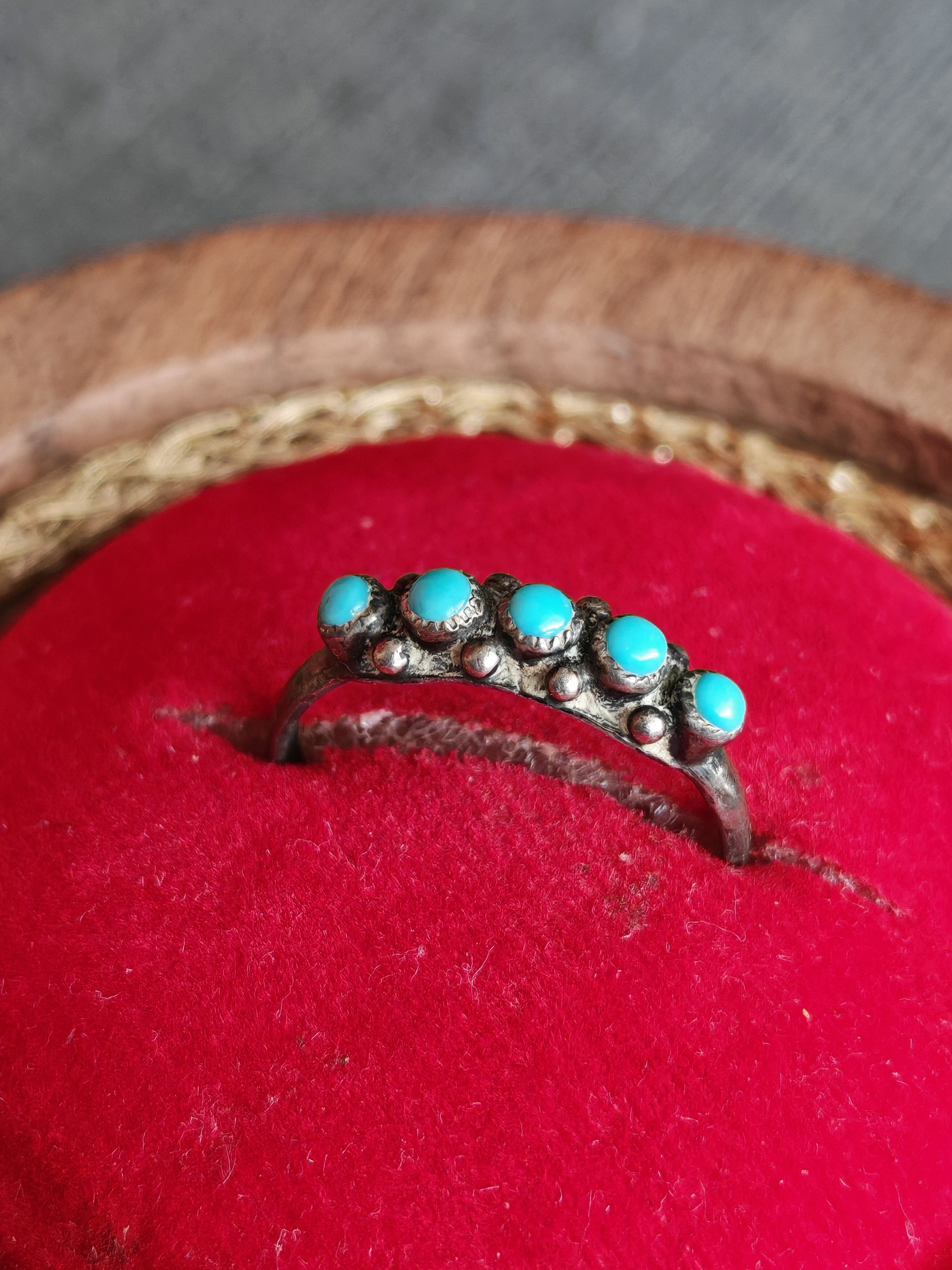 Other VINTAGE ZUNI STERLING SILVER 925 & PETITPOINT TURQUOISE RING Size ONE SIZE - 2 Thumbnail
