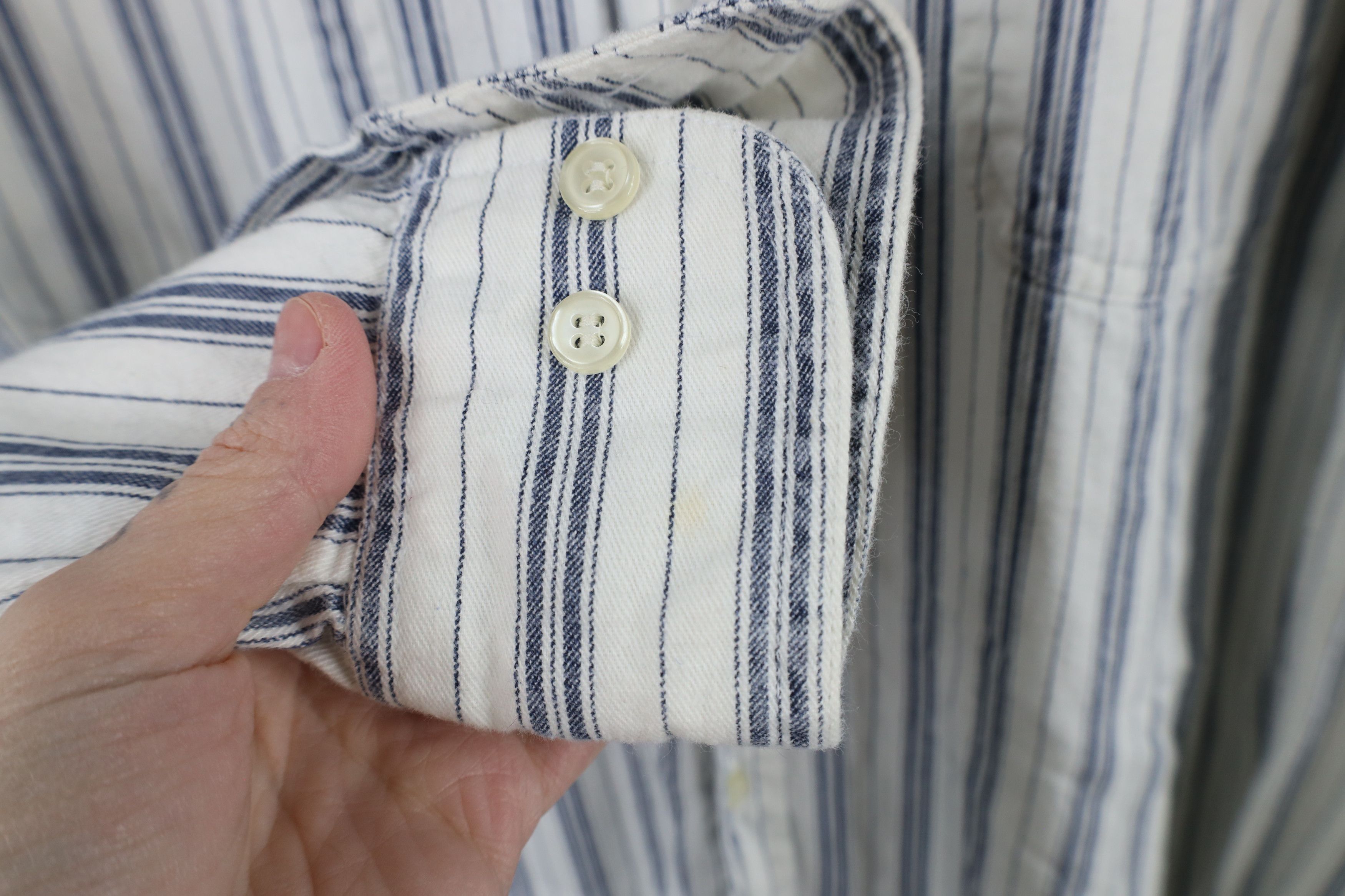 Vintage Vintage 90s Streetwear Fit Band Collar Button Shirt White Size US XL / EU 56 / 4 - 7 Thumbnail