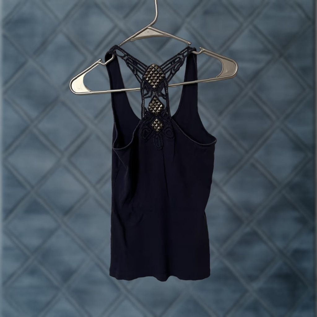 Express EXPRESS Women's Tank Top V Neck Flowy Lace Blue Size M Size M / US 6-8 / IT 42-44 - 1 Thumbnail