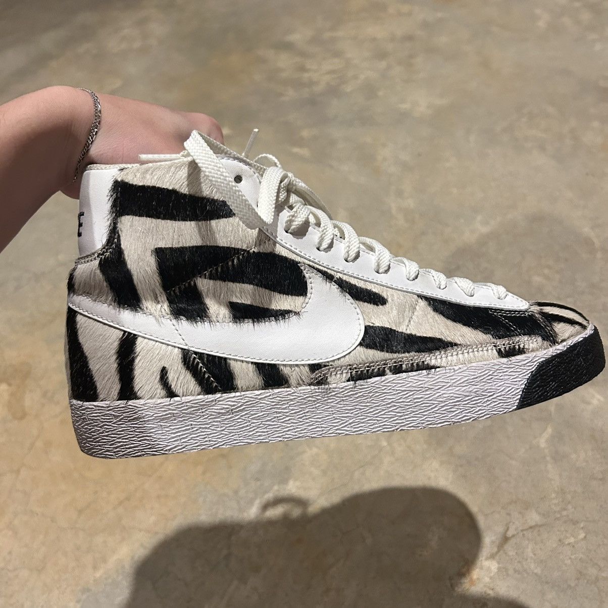 Nike Nike SB Blazer Mid Premium Zebra Pony Hair 2007 US 10.5 Size US 10.5 / EU 43-44 - 7 Thumbnail