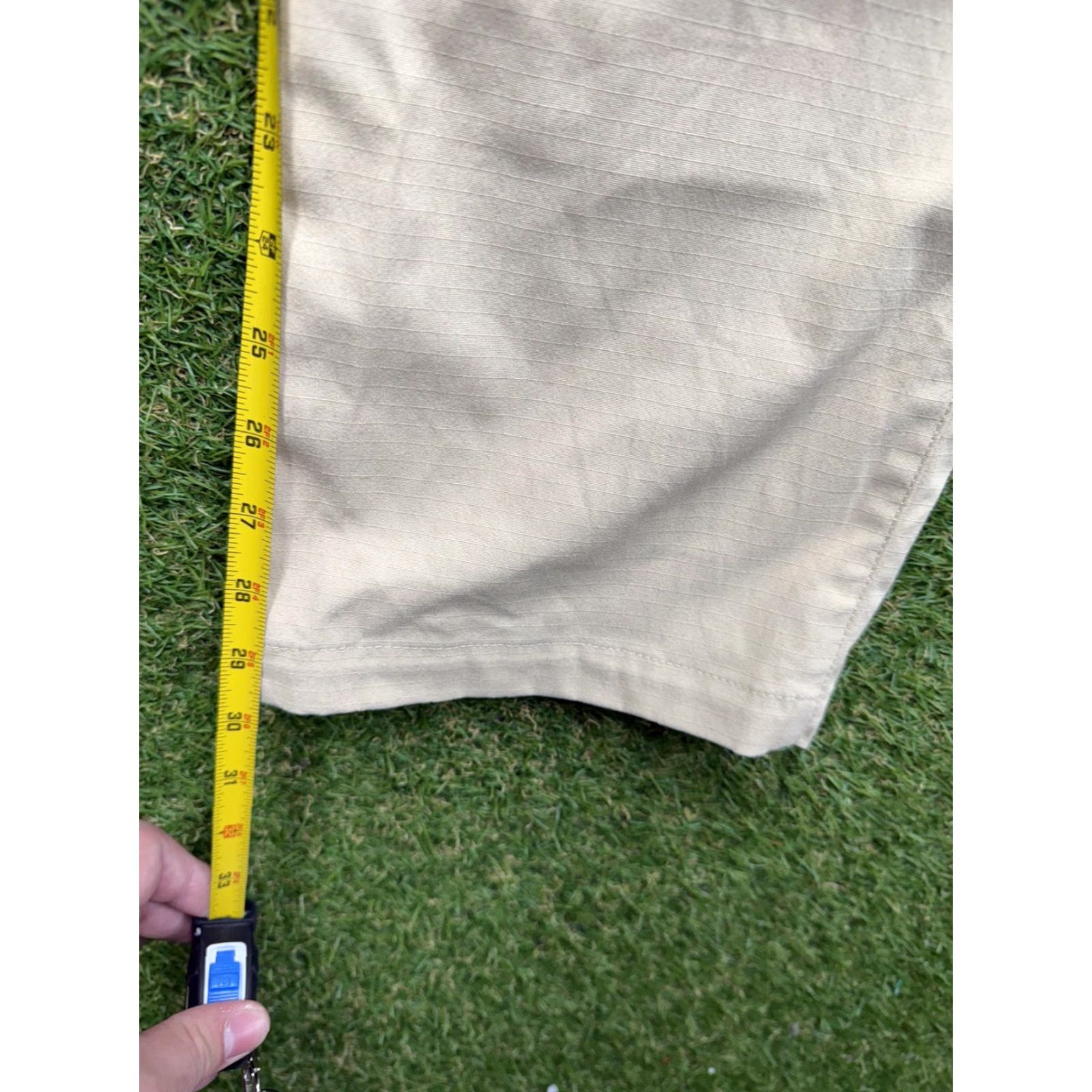 Under Armour Under Armour Pants Mens 35x32 Khakis Beige Water Resistant UA Storm Golf Nylon Polyester Pockets Zip Pocket Inseam 32 Rem Regular Mens Size US 32 / EU 48 - 6 Thumbnail