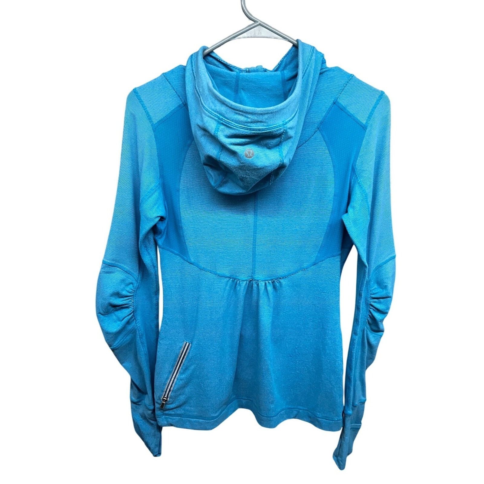 Lululemon Lululemon Run Your Heart Out Blue Hoodie Top Shirt Pockets 6 Size M / US 6-8 / IT 42-44 - 2 Thumbnail
