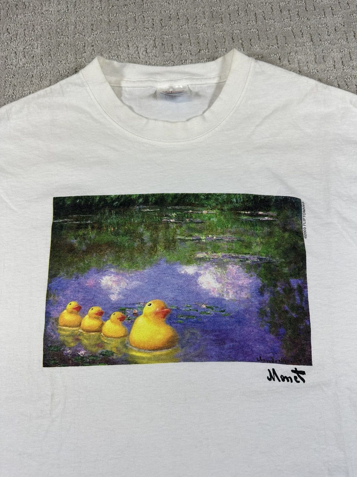 Vintage Claude Monet Pond Rubber Ducks Art T-Shirt Size US L / EU 52-54 / 3 - 1 Thumbnail