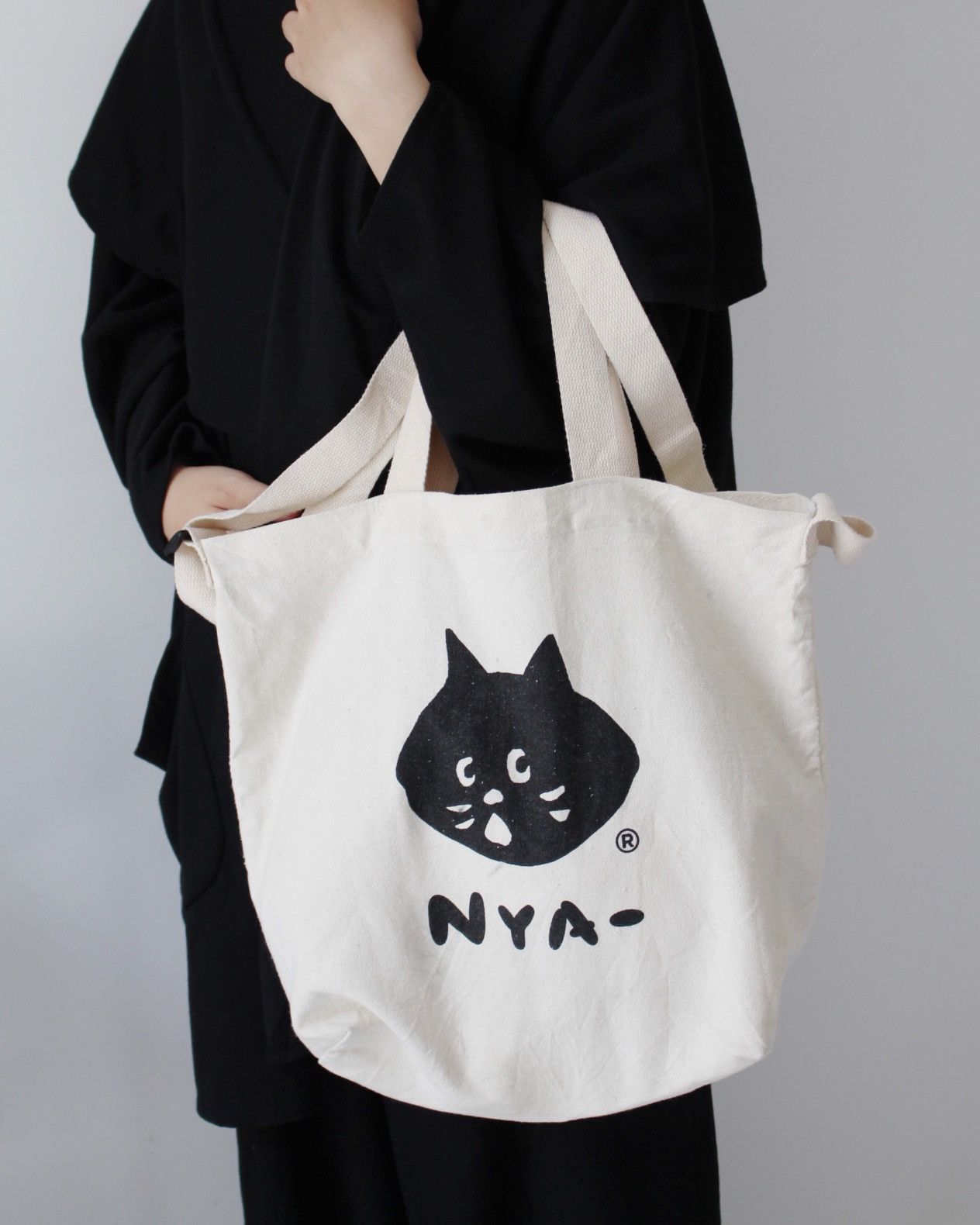 2000S NÉ-NET CANVAS TOTE BAG Menswear