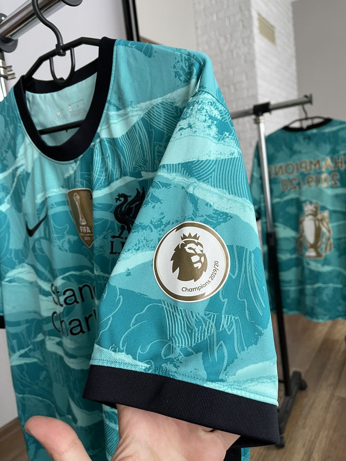 Nike 2020/2021 Nike FC Liverpool Champions Soccer Jersey T-Shirt Size US XL / EU 56 / 4 - 11 Thumbnail