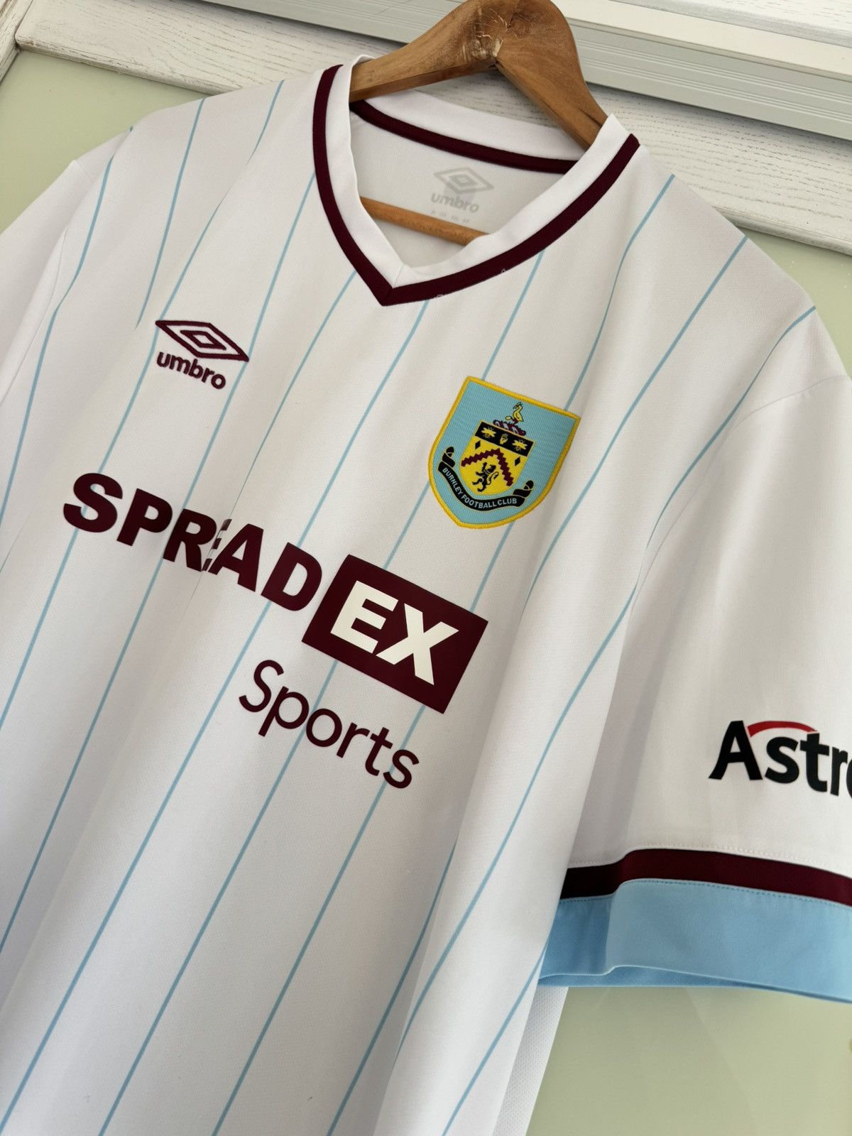 Umbro Burnley 2021-2022 Away Soccer Jersey Football Kit Shirt Size US XXL / EU 58 / 5 - 5 Thumbnail