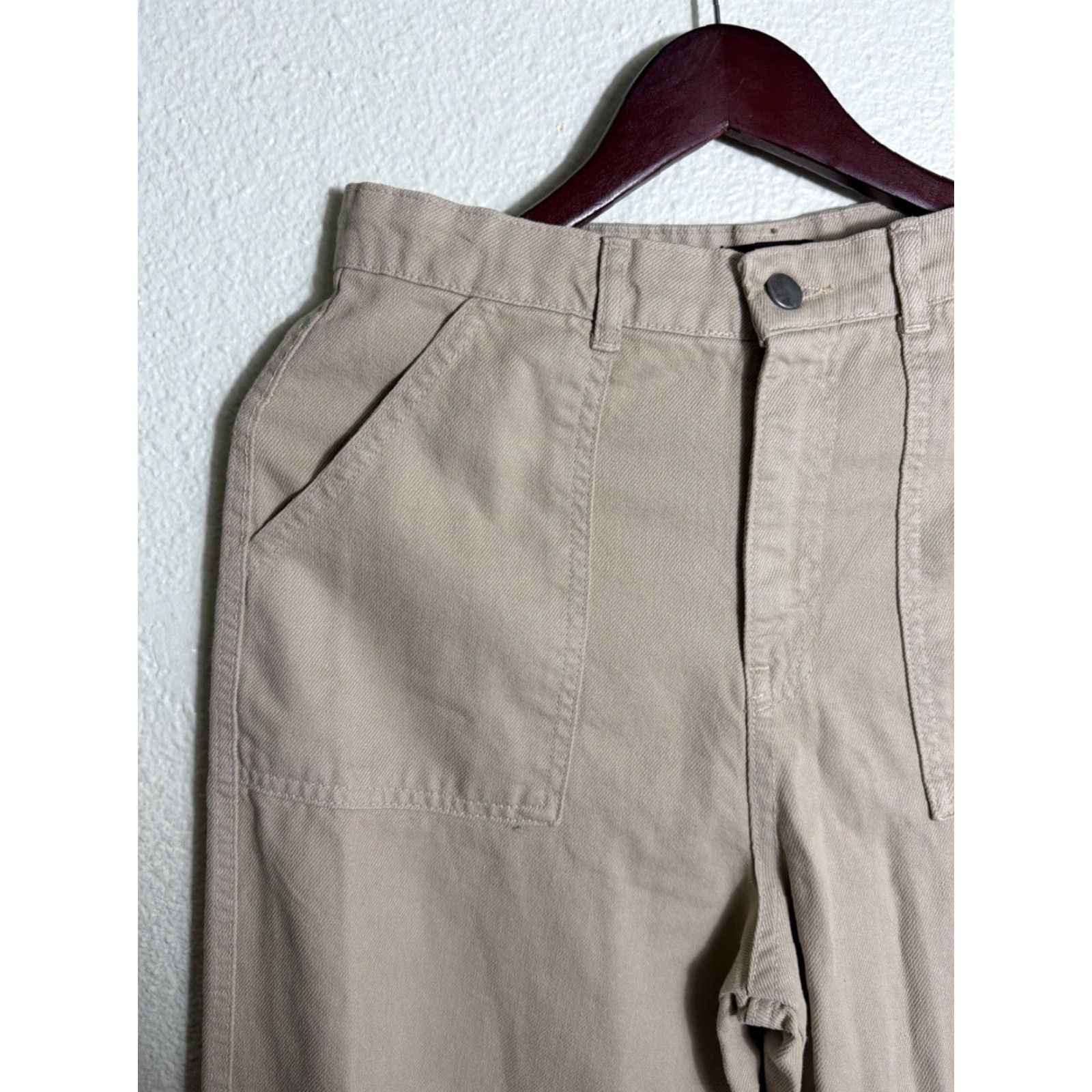 PrettyLittleThing PRETTYLITTLETHING Pants Women 4P Petite Beige Cargo Baggy Wide-Leg Size 27" / US 4 / IT 40 - 7 Thumbnail