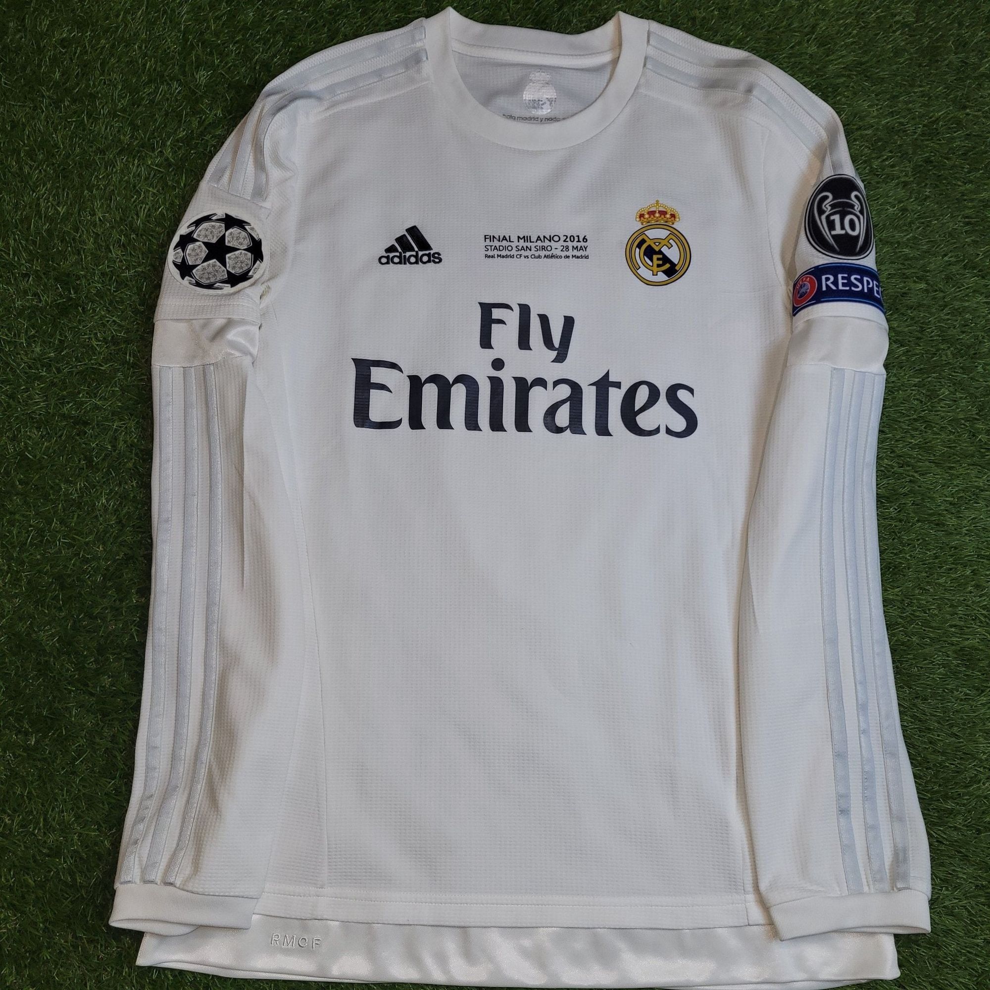 Adidas Ronaldo Real Madrid 2015 2016 FINAL Soccer Jersey M Size US M / EU 48-50 / 2 - 2 Thumbnail