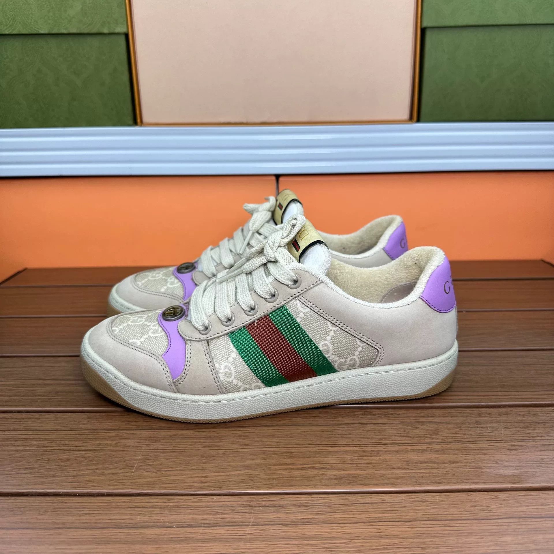 Gucci Gucci Multi Lowtop Sneakers it_35-5 Women Size US 5.5 / IT 35.5 - 1 Thumbnail