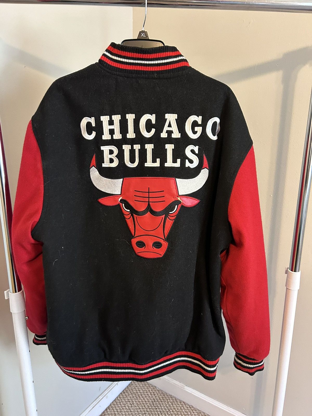Jeff Hamilton Chicago Bulls Jeff Hamilton Jacket Size US XL / EU 56 / 4 - 2 Thumbnail