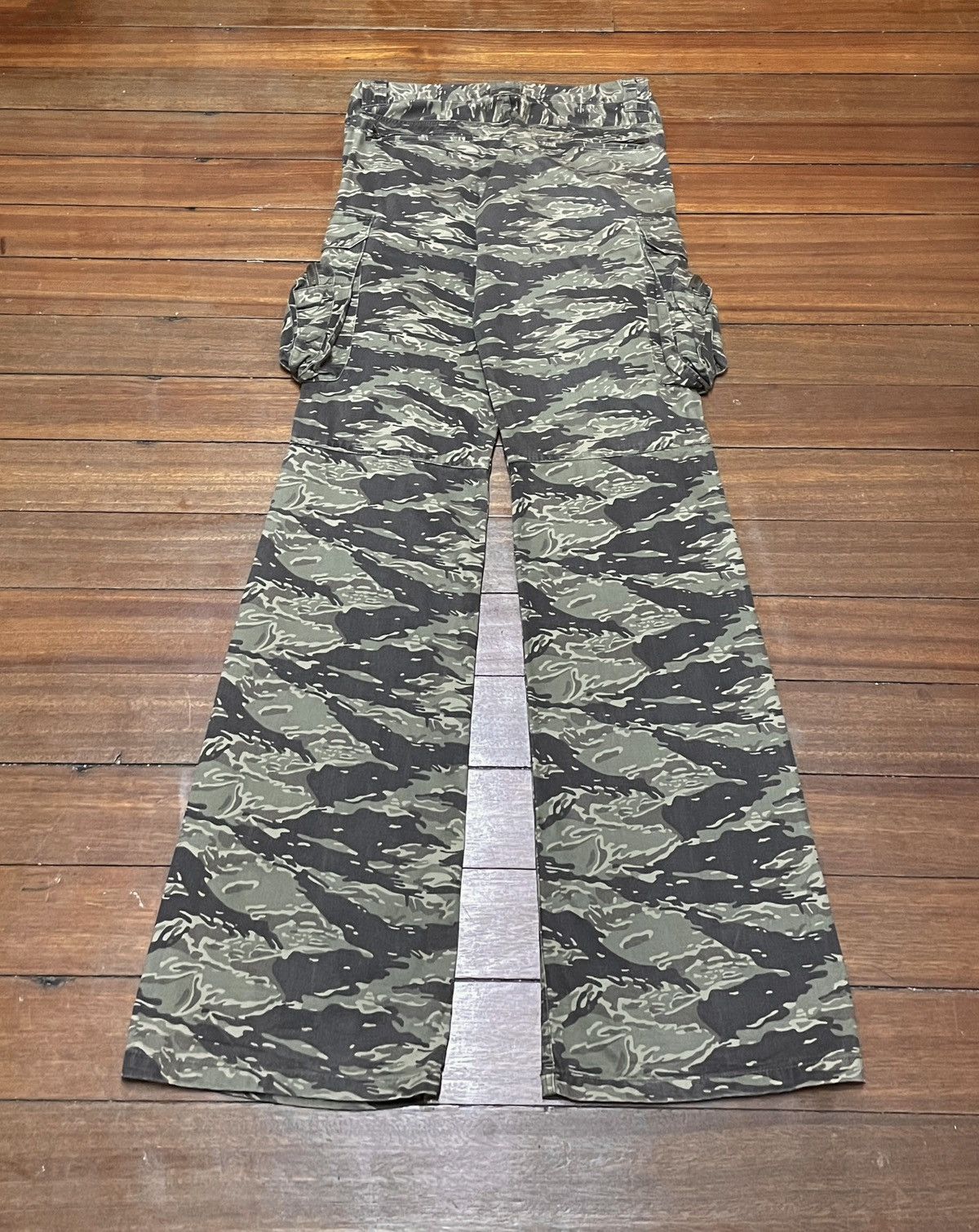 Japanese Brand Rare Vintage The Root Three Tiger Stripe Flared Pants 2000s Size US 35 - 2 Thumbnail
