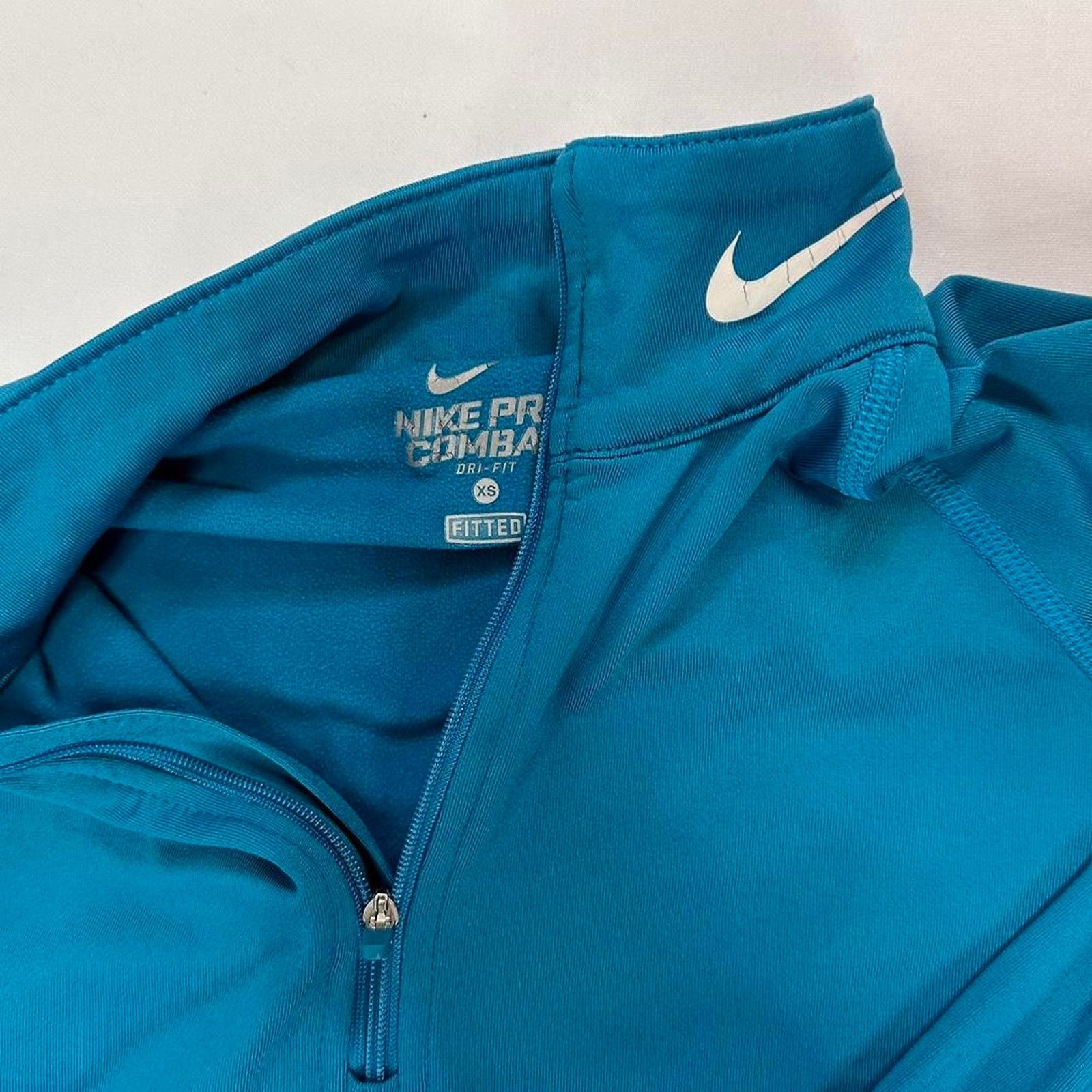 Nike Nike Pro Combat Size XS Fitted Running Jacket Size XS / US 0-2 / IT 36-38 - 2 Thumbnail