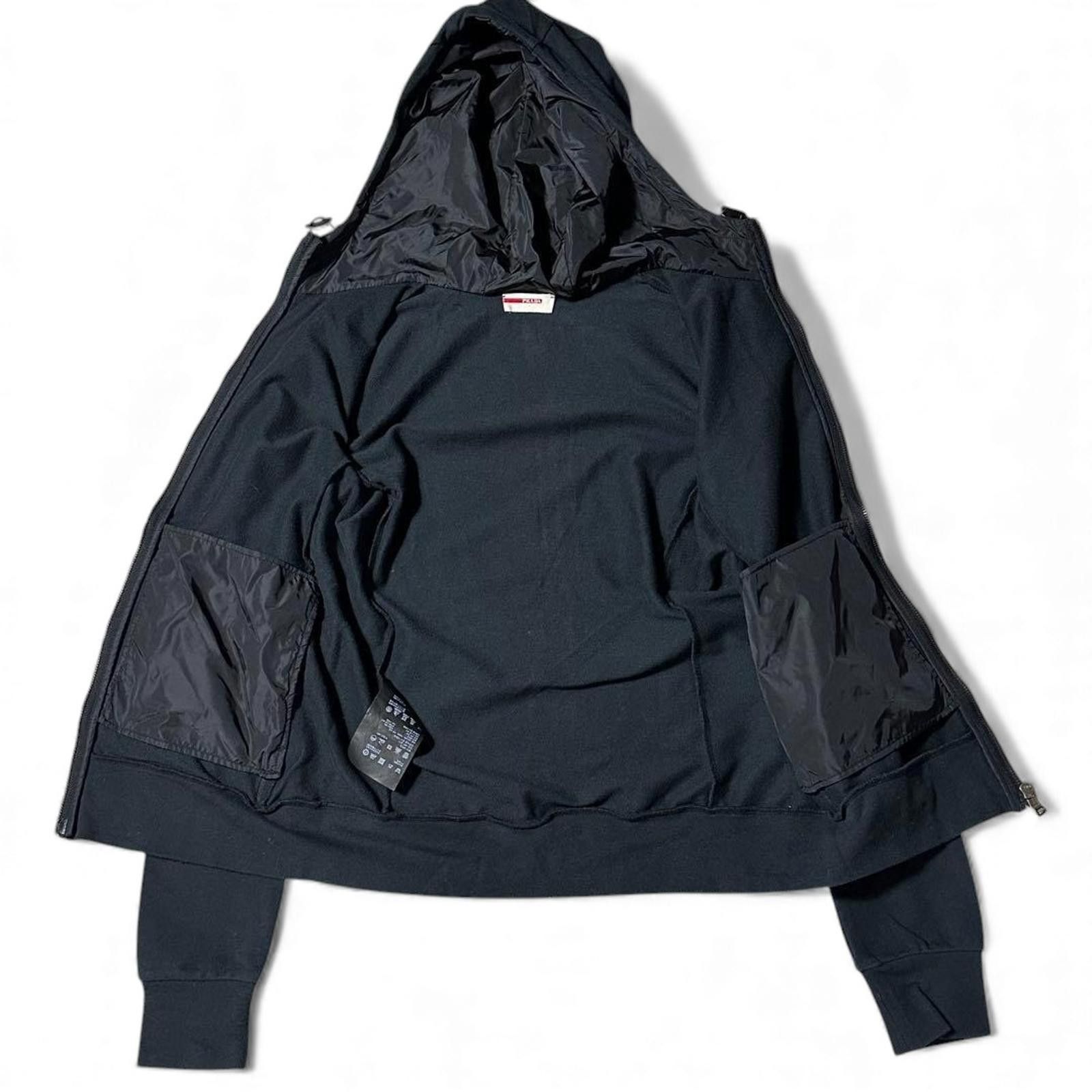 Prada Prada - M Black Hooded Zip-up Sweatshirt Size US M / EU 48-50 / 2 - 6 Thumbnail