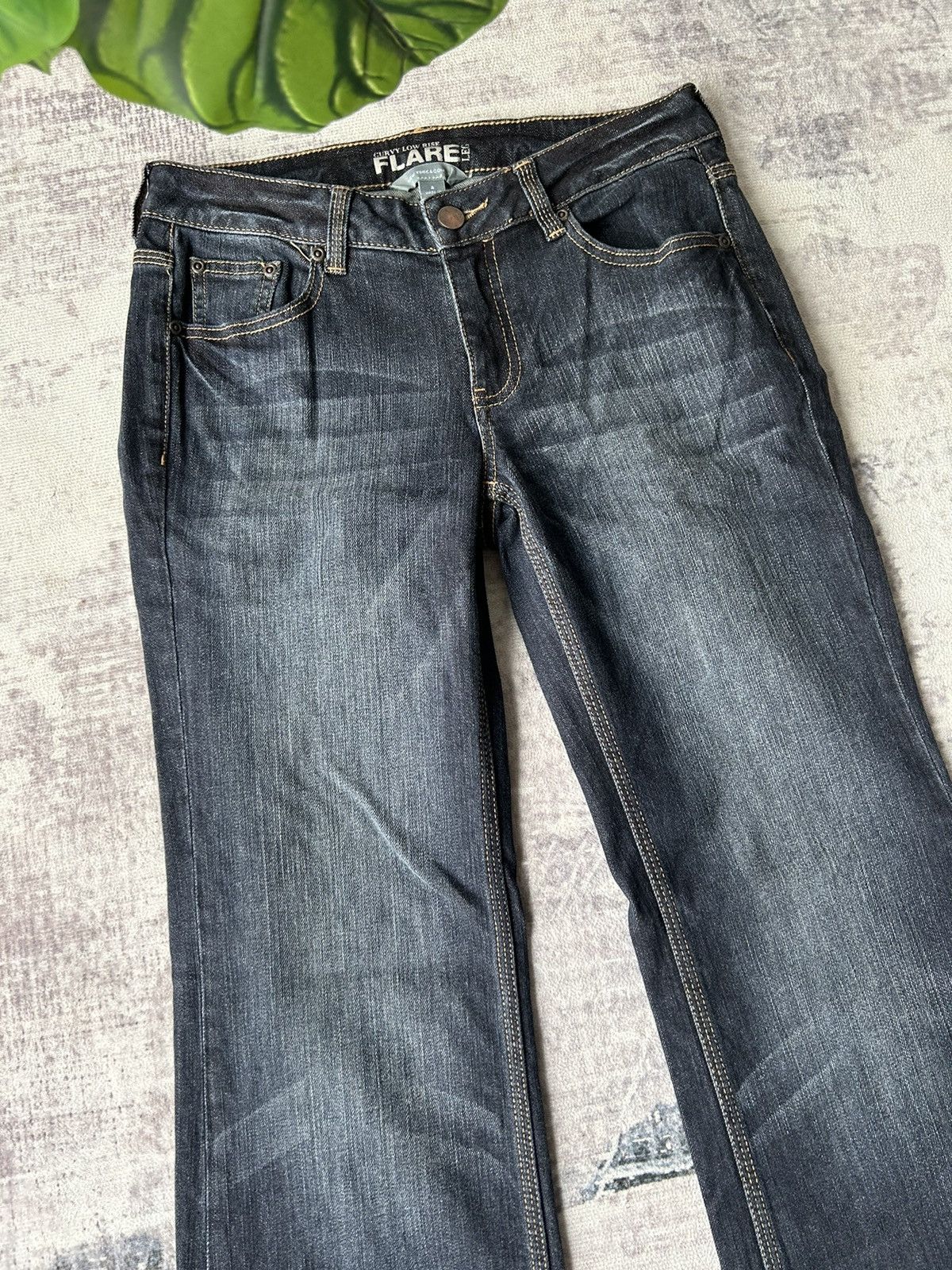 If Six Was Nine Super Flared New York Jeans Size US 29 - 5 Thumbnail