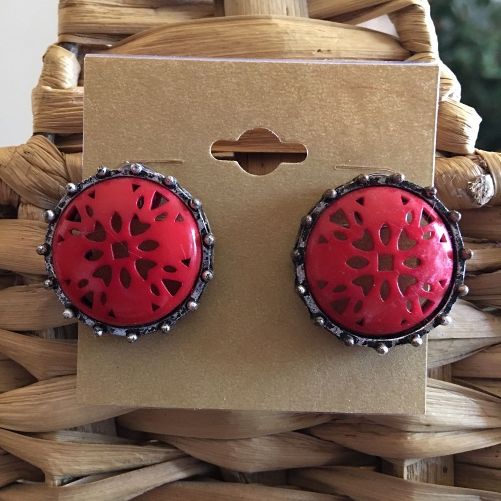 Vintage Vintage repurpose cutout pattern pierced earrings Size ONE SIZE - 1 Thumbnail