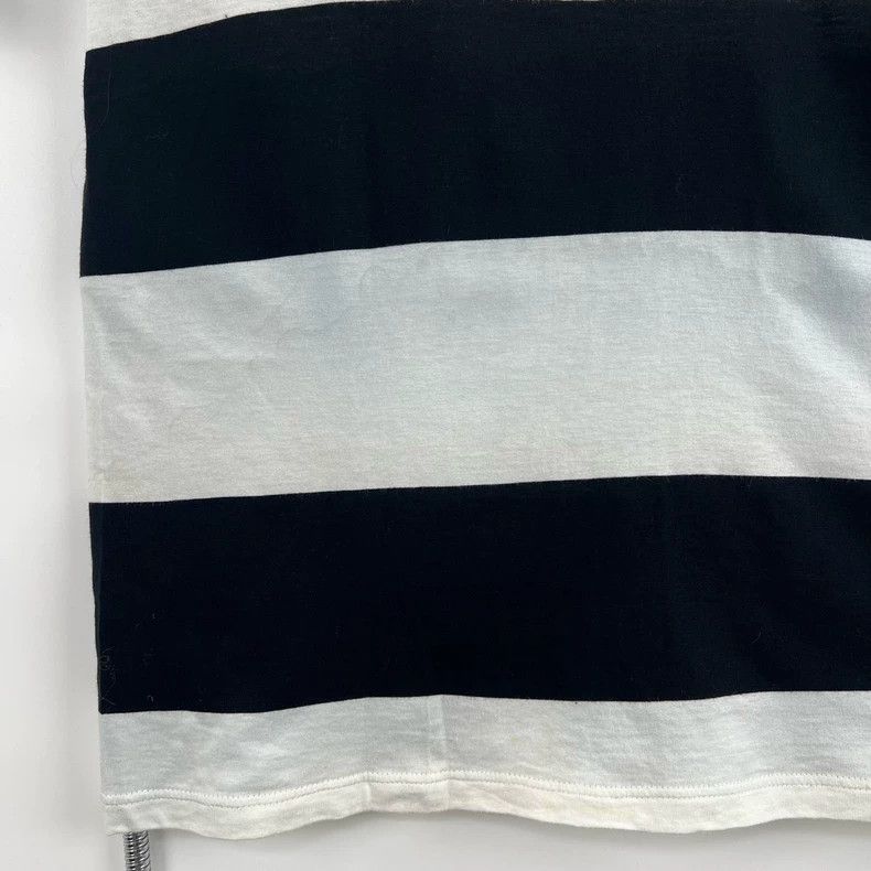 Gucci Gucci Black and white striped round-neck T-shirt with embr Size US S / EU 44-46 / 1 - 5 Thumbnail