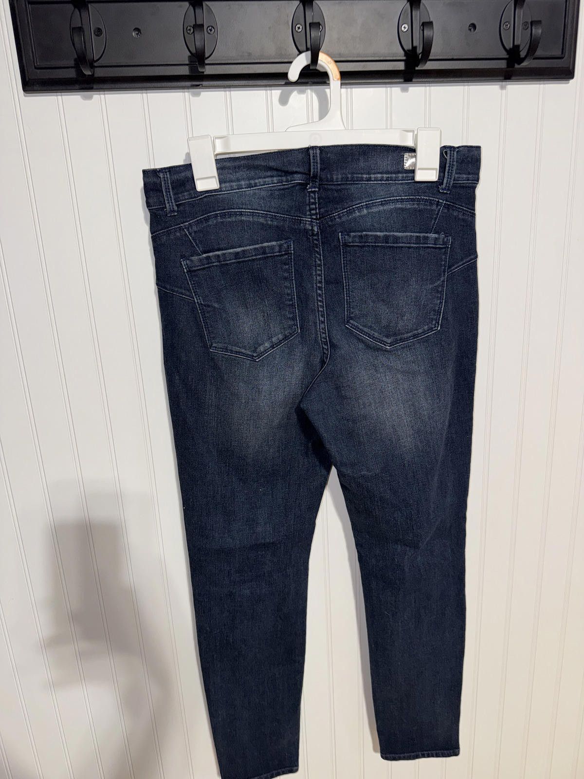 Juicy Couture Jeans Juicy Couture Women's 10 Distressed Rhinestone Patch Jeans Size 32" / US 10 / IT 46 - 2 Thumbnail