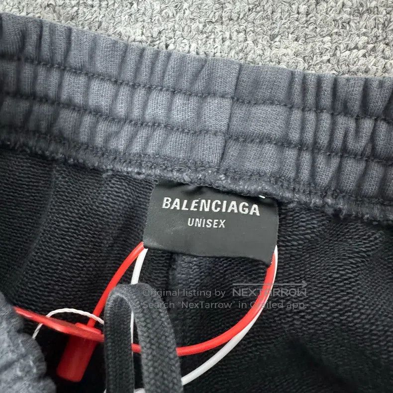 Balenciaga Balenciaga size XXS Black Faded Washed Lettering Print Dest Size US 26 / EU 42 - 6 Thumbnail