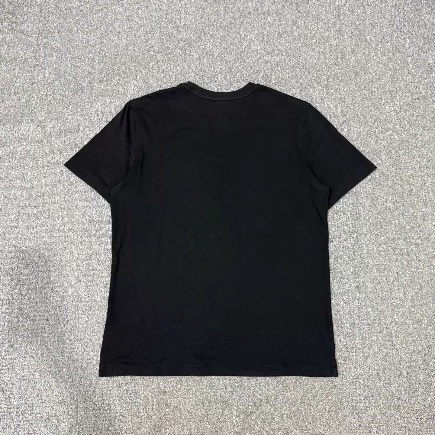 Moncler Moncler Black Chest Logo Short Sleeve L 99 New Size L / US 10 / IT 46 - 2 Thumbnail