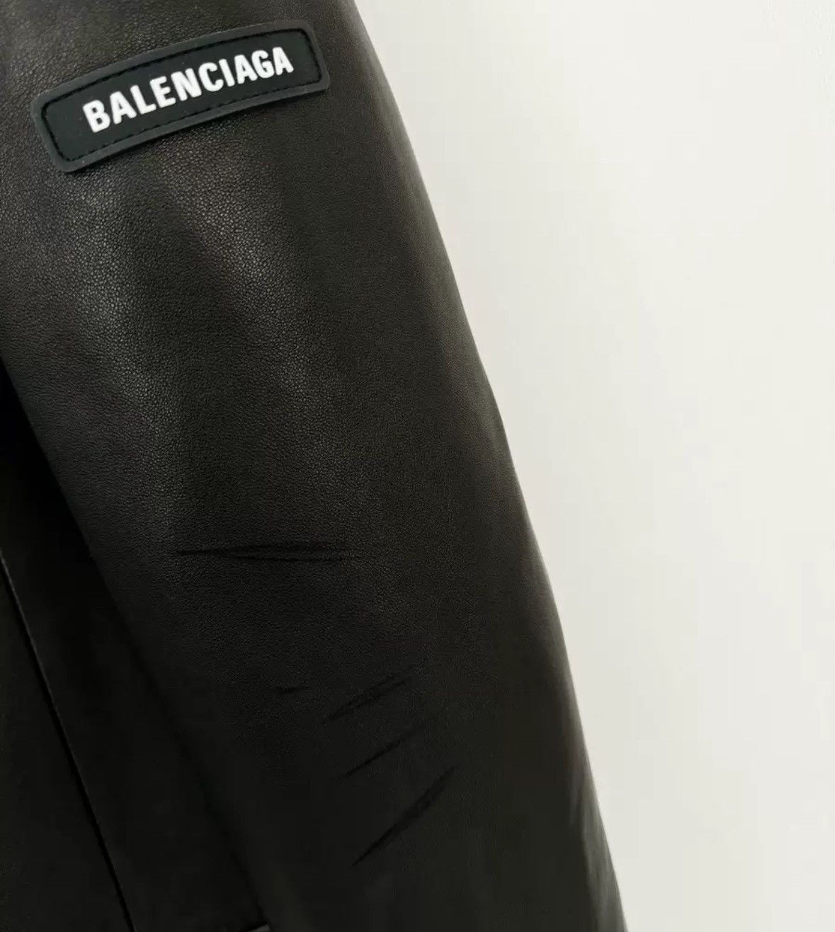 Balenciaga Balenciaga makes vintage leather jacket Size US S / EU 44-46 / 1 - 4 Thumbnail