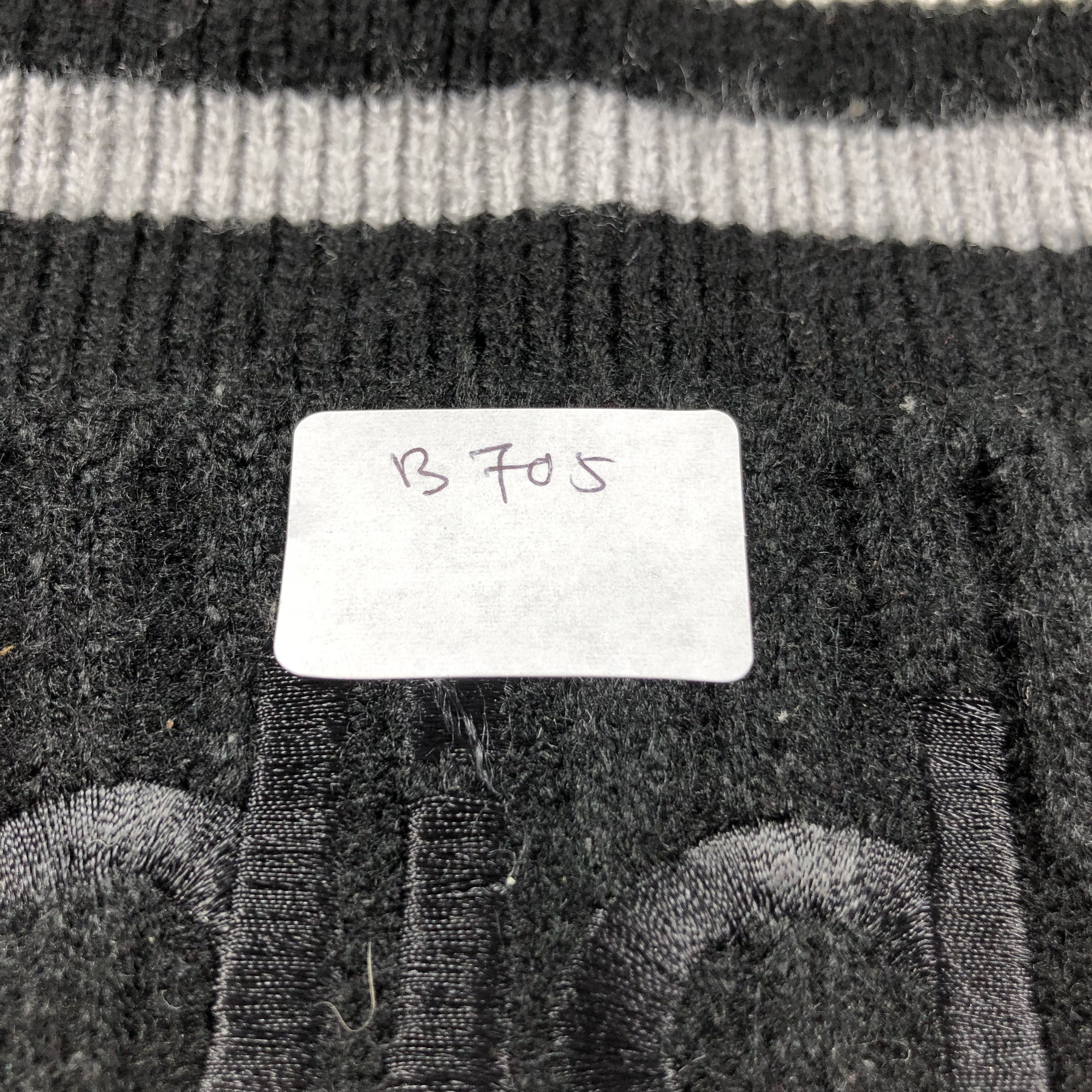 Vintage Adidas Tri-Striped Beanie Snowcap Snow Hat B705 Size ONE SIZE - 6 Thumbnail