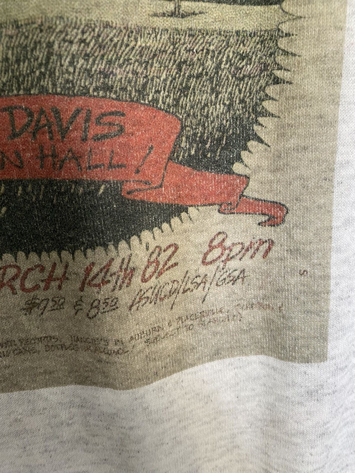 Band Tees 1982 Grateful Dead Live at Recreation Hall, UC Davis Size US L / EU 52-54 / 3 - 8 Thumbnail