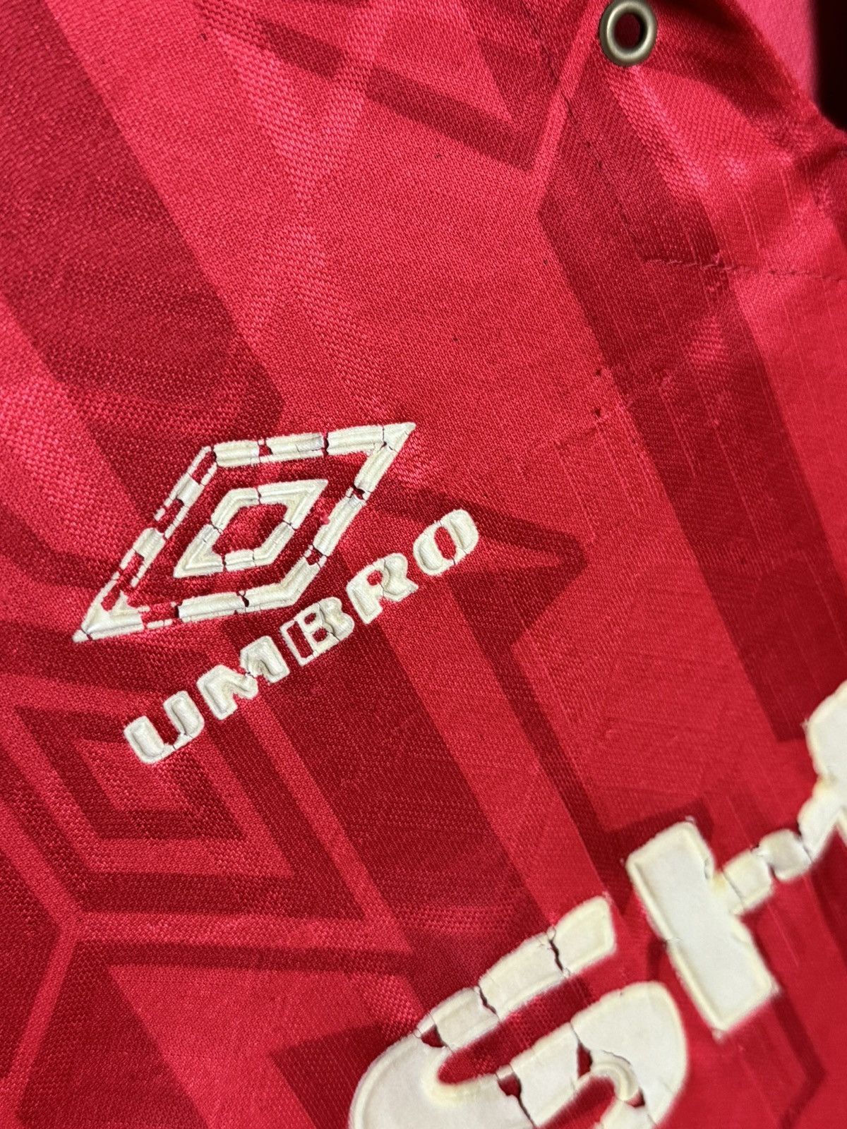 Umbro Manchester United 92/94 Home Football Jersey T-Shirt Size US L / EU 52-54 / 3 - 4 Thumbnail