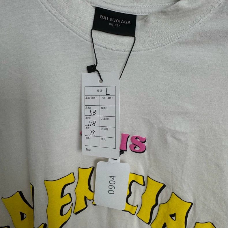 Balenciaga Balenciaga Three-dimensional color letter printing destroy Size US S / EU 44-46 / 1 - 2 Thumbnail