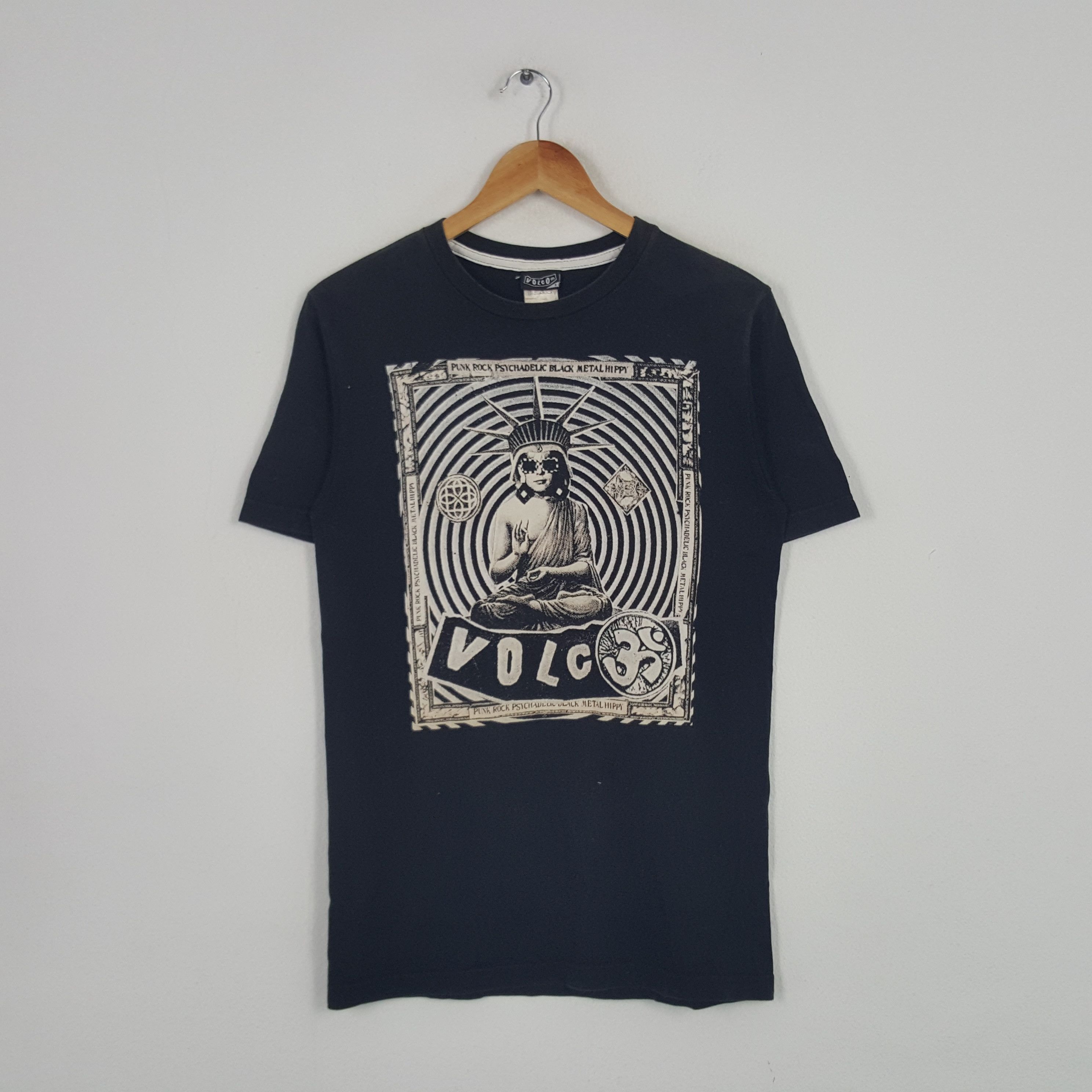 Vintage × Volcom Vintage Volcom American Rock Art Tshirt Size US S / EU 44-46 / 1 - 1 Thumbnail