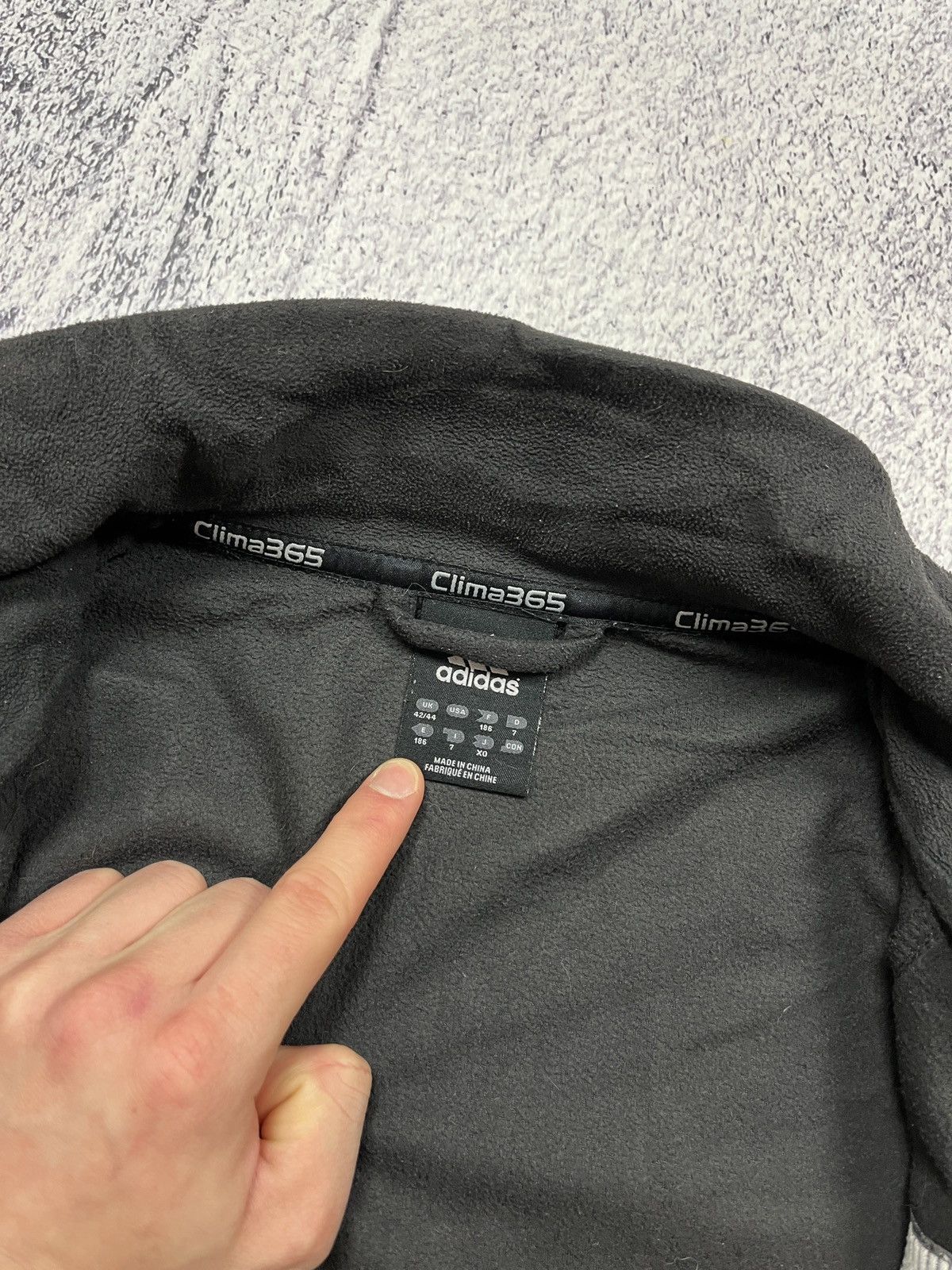 Adidas × Vintage Vintage 00s Adidas All Blacks Zip Fleece Jacket Sweater Rare Size US L / EU 52-54 / 3 - 16 Thumbnail