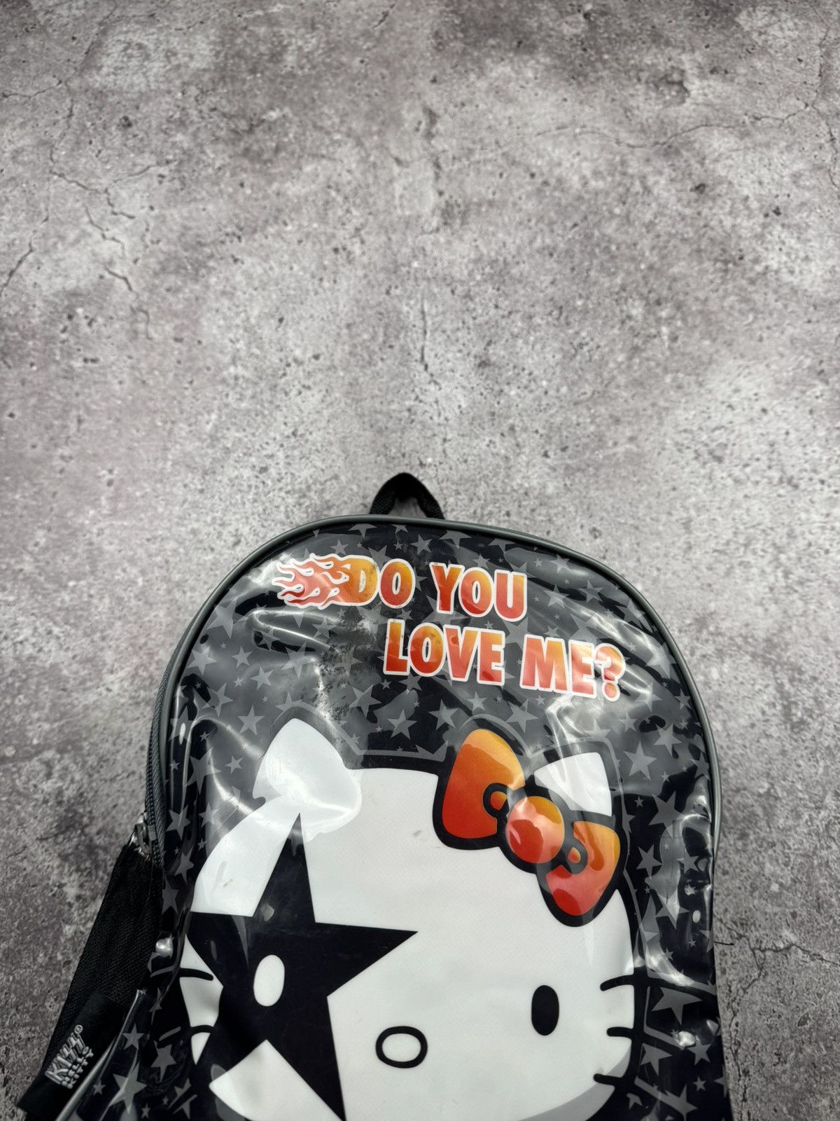 Japanese Brand VINTAGE SANRIO HELLO KITTY 2000s KISS PRINT MINI BACKPACK Size ONE SIZE - 3 Thumbnail
