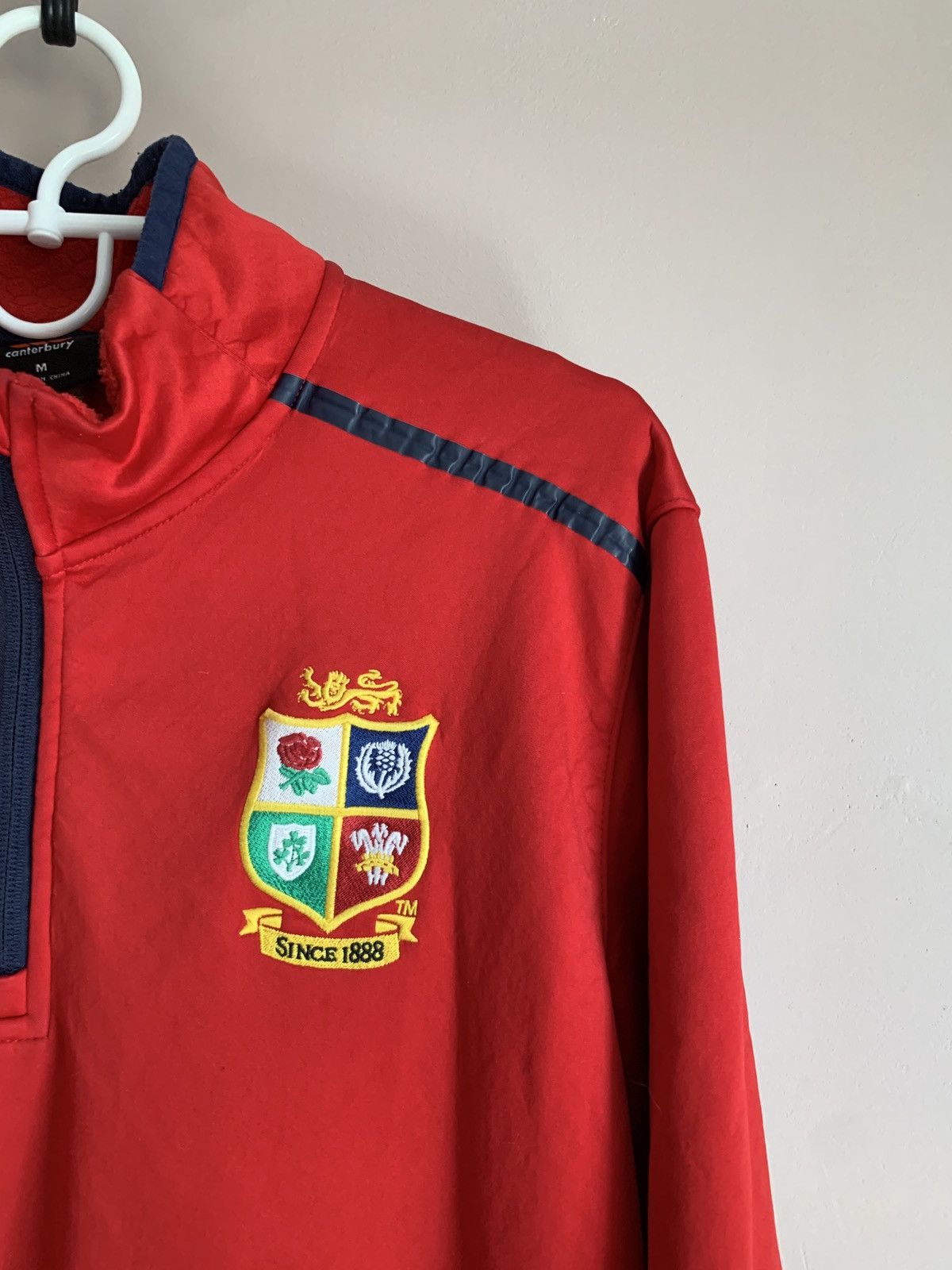 Canterbury of New Zealand British and Irish Lions Red Sweatshirt Rugby Canterbury Sz M Size US M / EU 48-50 / 2 - 18 Thumbnail