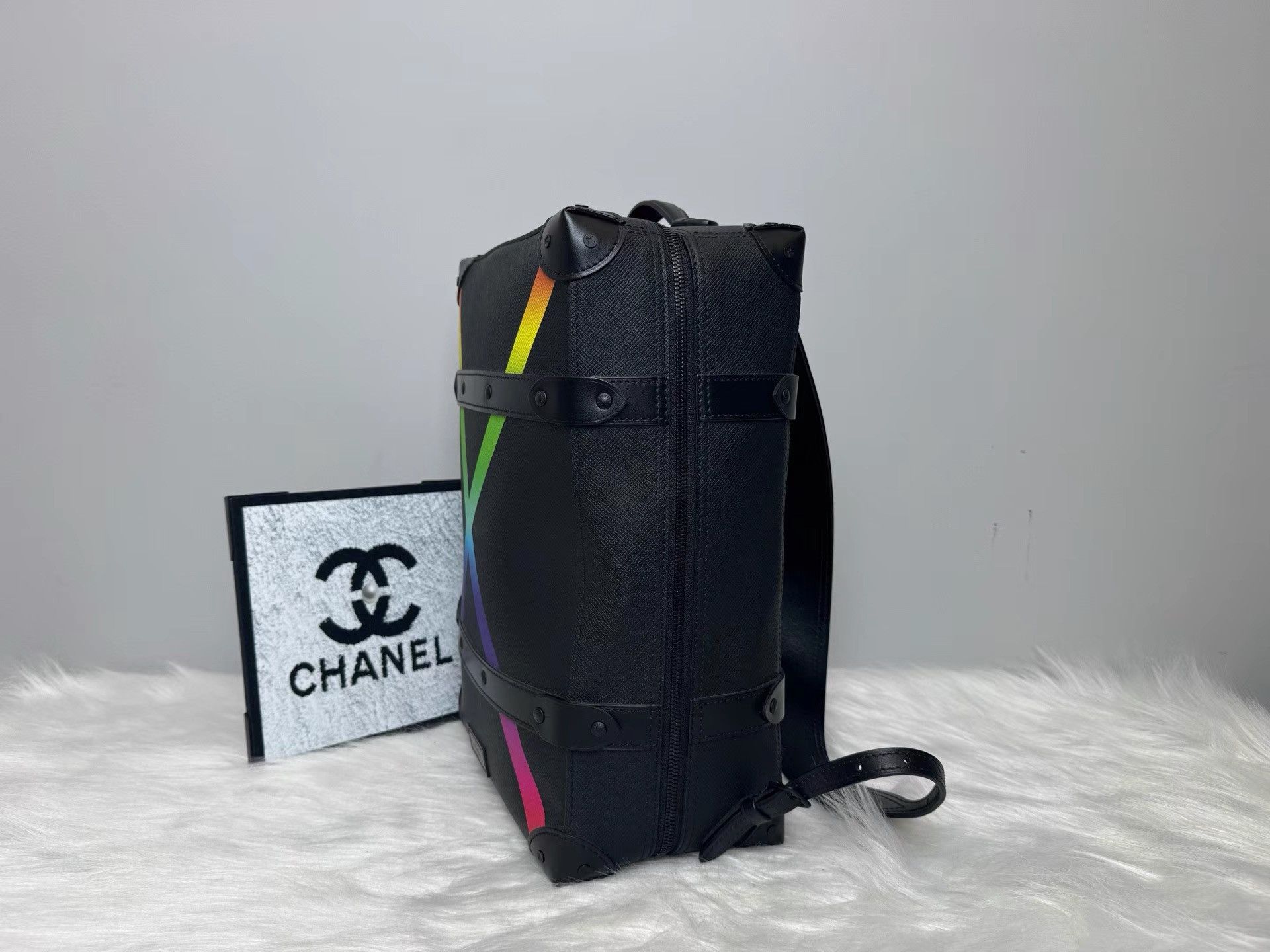 Louis Vuitton Louis Vuitton Black Soft Trunk Rainbow Box Backpack K36 Size ONE SIZE - 5 Thumbnail