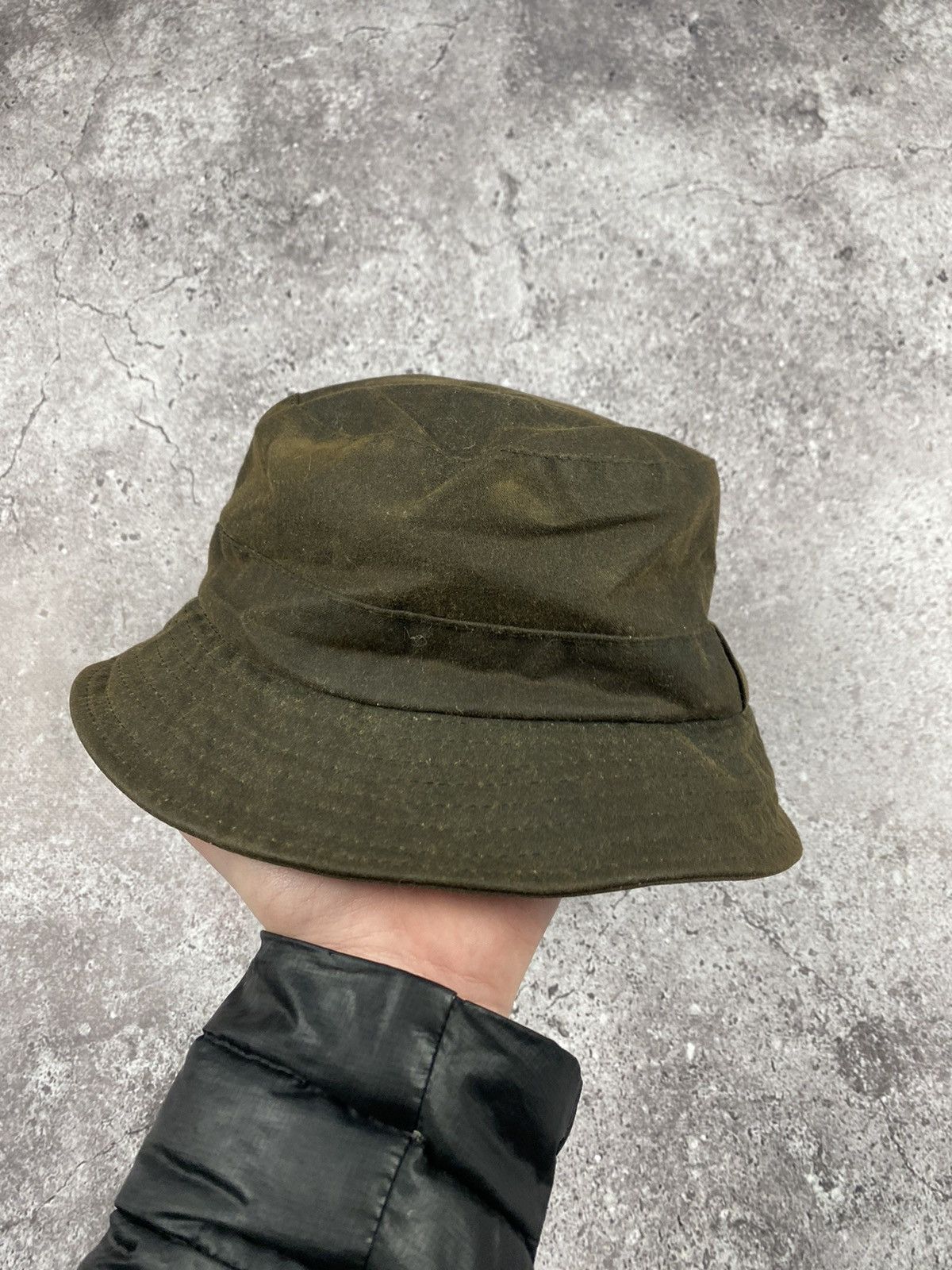 Barbour BARBOUR WAX SPORTS BUCKET HAT GREEN SIZE OS Size ONE SIZE - 1 Thumbnail
