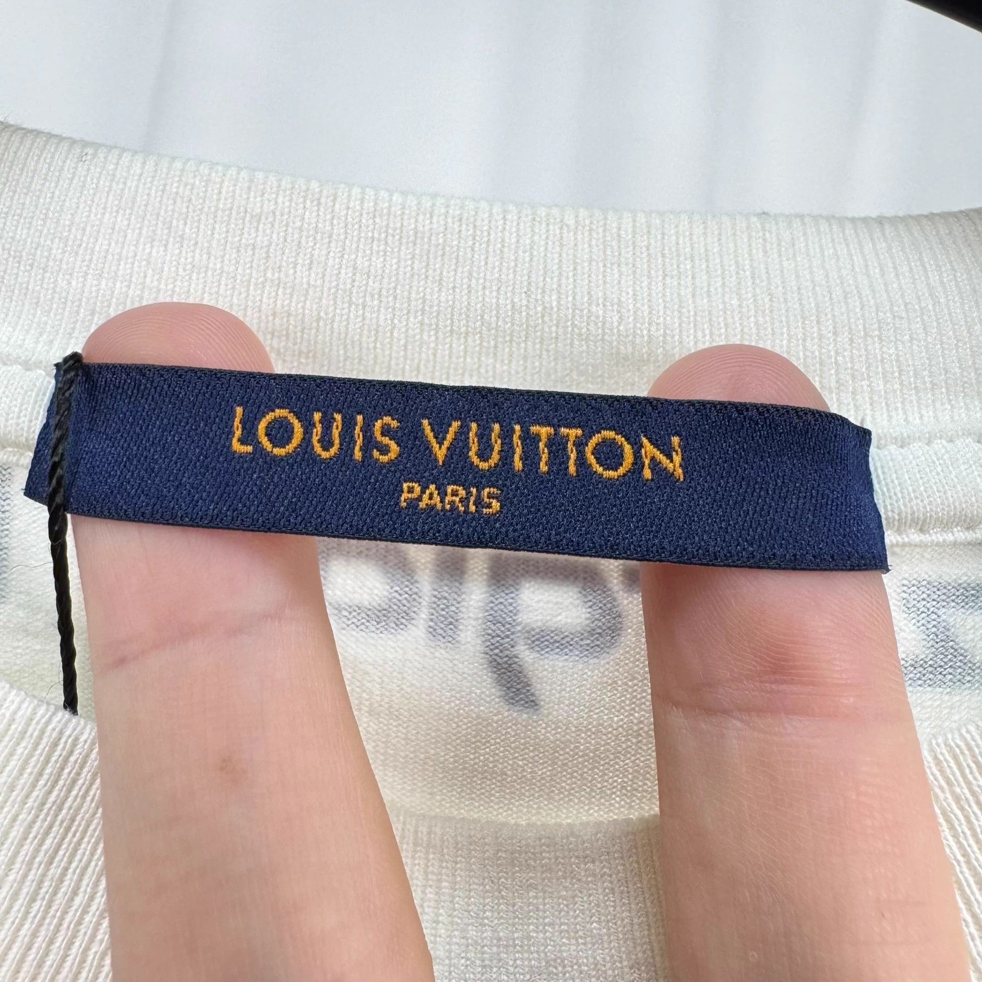 Louis Vuitton LV All Over Logo SS Tee M 98 New Size US M / EU 48-50 / 2 - 5 Thumbnail