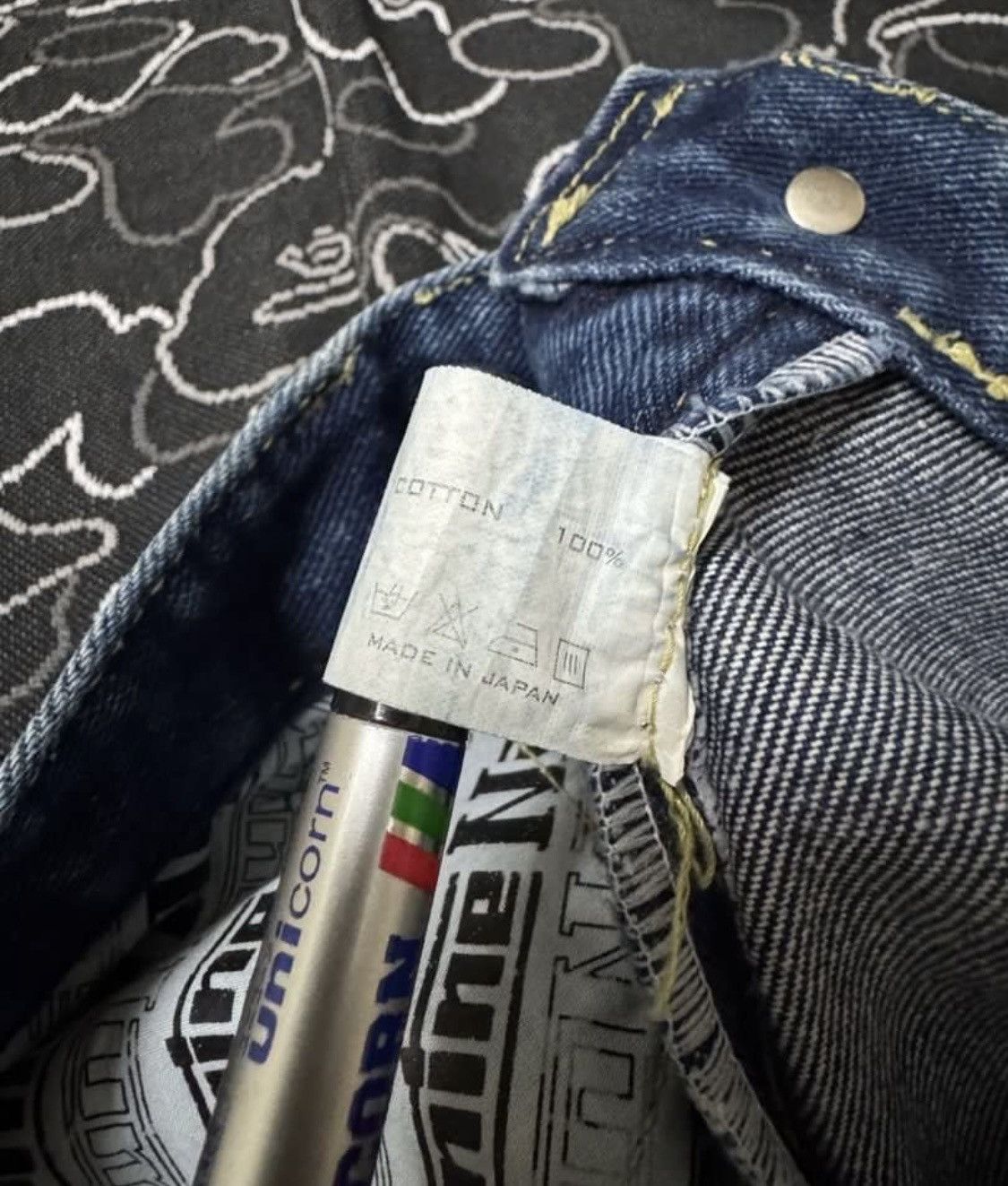 Number (N)ine × Takahiromiyashita The Soloist. Number nine pain broken jeans patches GOD Size US 34 / EU 50 - 7 Thumbnail