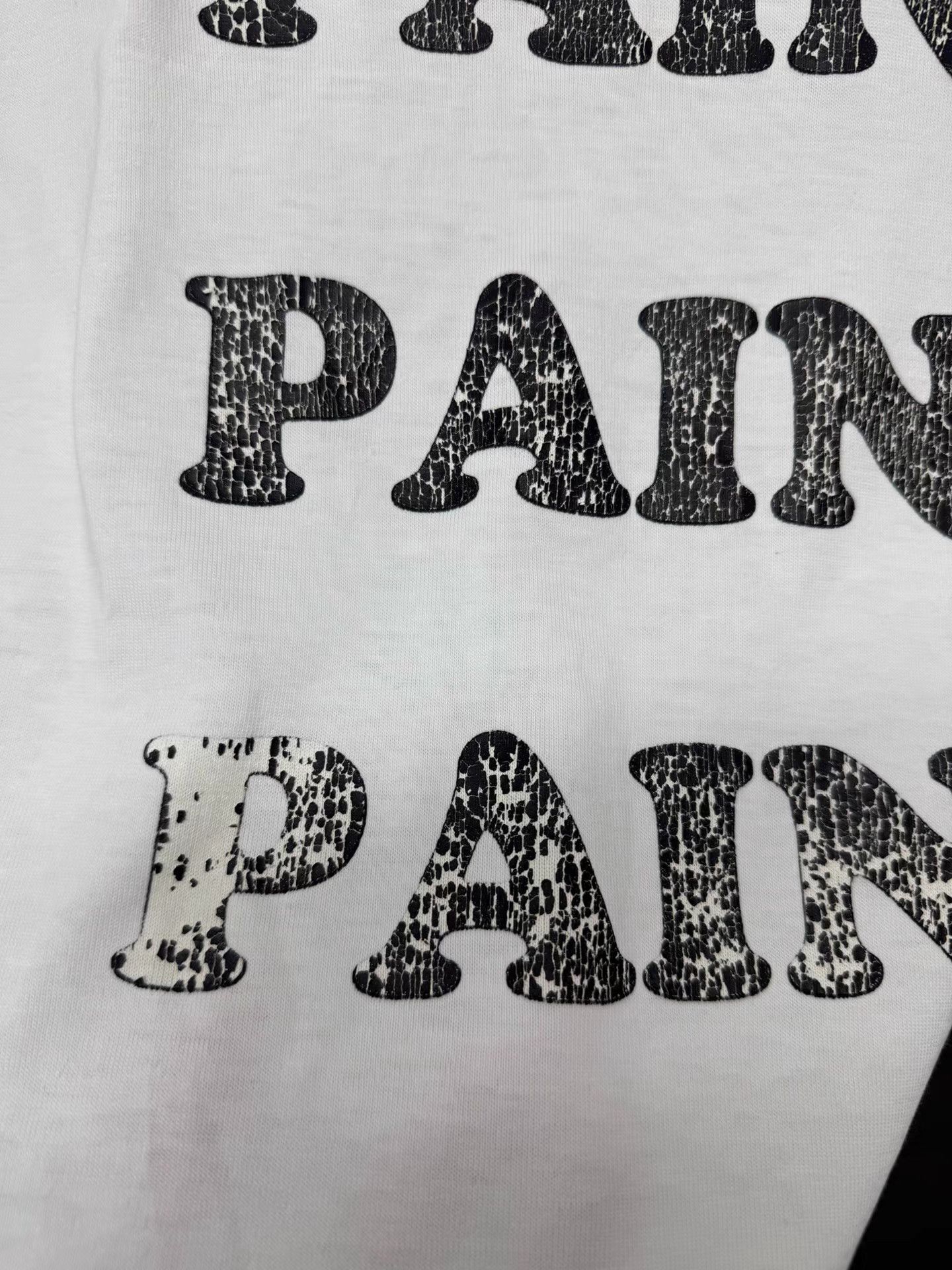 Number (N)ine Number (N)ine pain pain pain Cracked Print T-Shirt K20 Size US XL / EU 56 / 4 - 6 Thumbnail