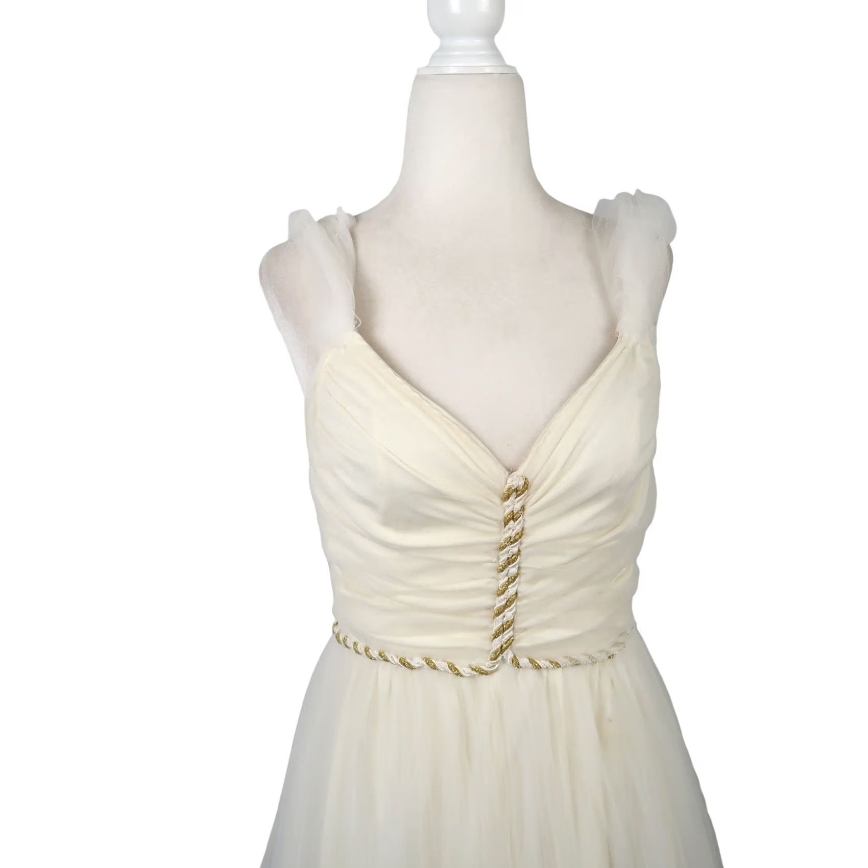 Vintage VINTAGE 70s cream ruched satin and tulle midi party dress XS dress Women XXS Midi Cream 70s party dress Women Size XS / US 0-2 / IT 36-38 - 2 Thumbnail