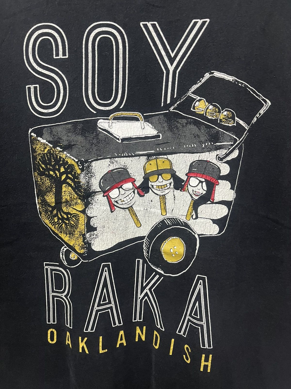 Rap Tees × Vintage Vintage 90’s Soy Raka Oaklandish Tee Size US XL / EU 56 / 4 - 2 Thumbnail