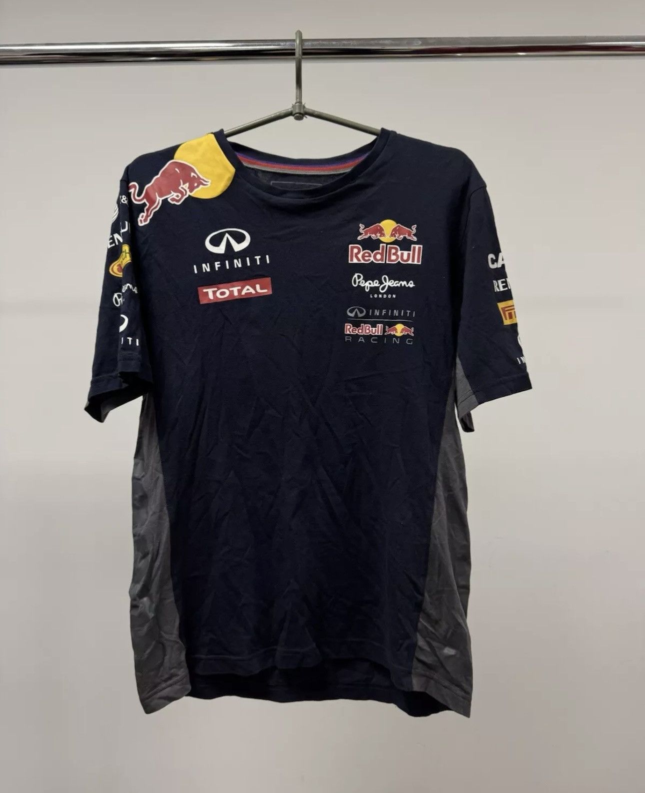 Pepe Jeans × Red Bull Red Bull Racing F1 Formula 1 Team Infiniti Pepe Jeans London Size US S / EU 44-46 / 1 - 2 Thumbnail