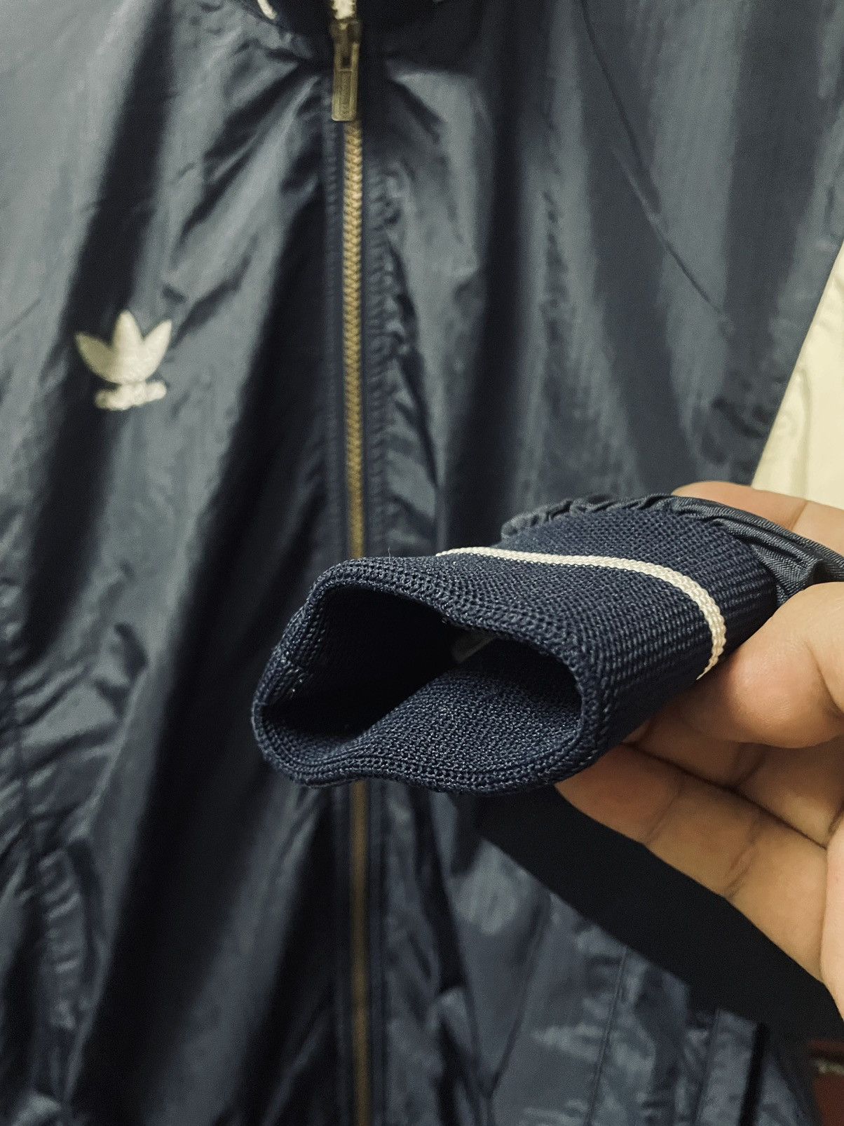 Adidas VINTAGE ADIDAS WINDBREAKER JACKET 80/90s Size US L / EU 52-54 / 3 - 5 Thumbnail