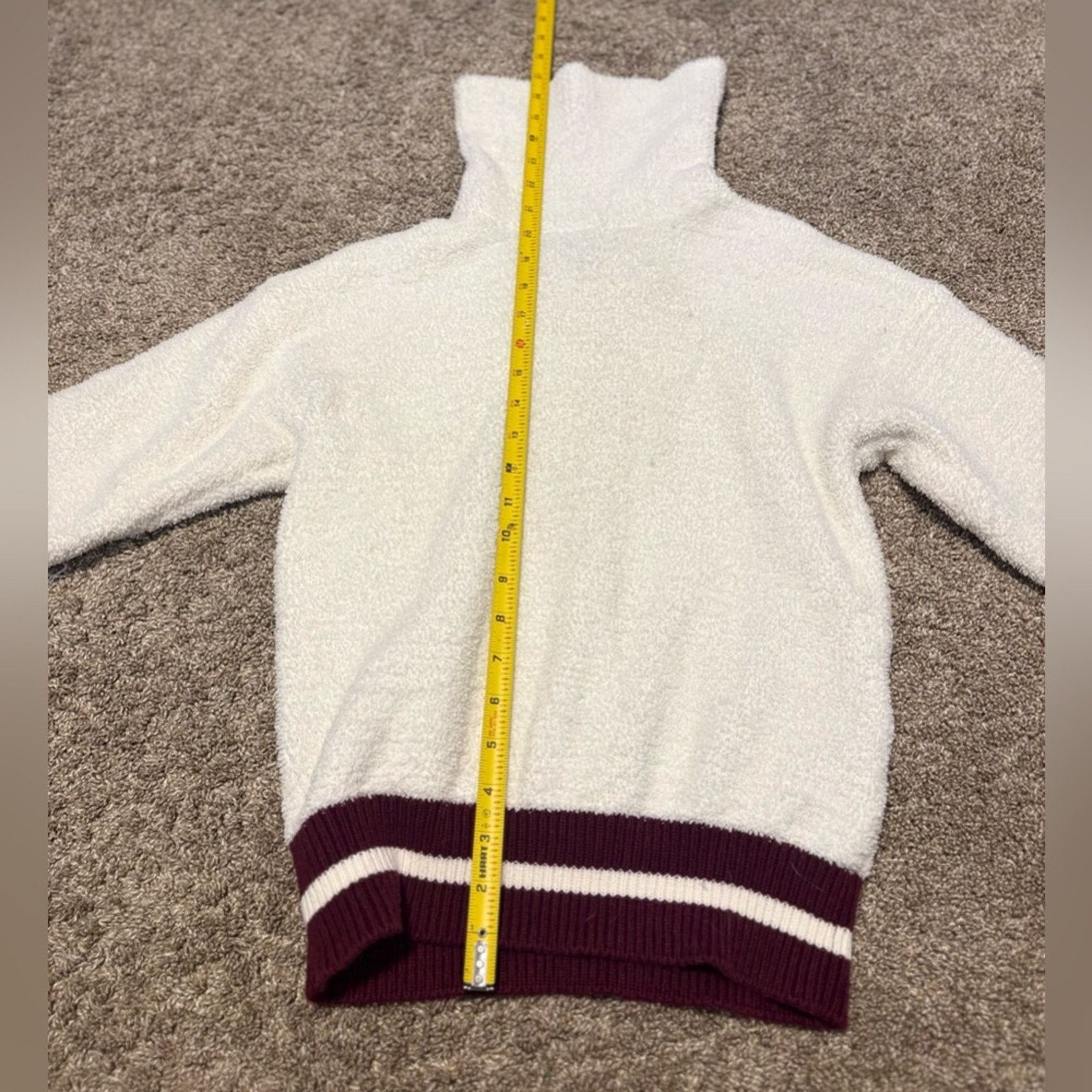 Forever 21 (Forever 21) Fuzzy Collegiate Turtleneck Sweater: Size Small Size S / US 4 / IT 40 - 4 Thumbnail