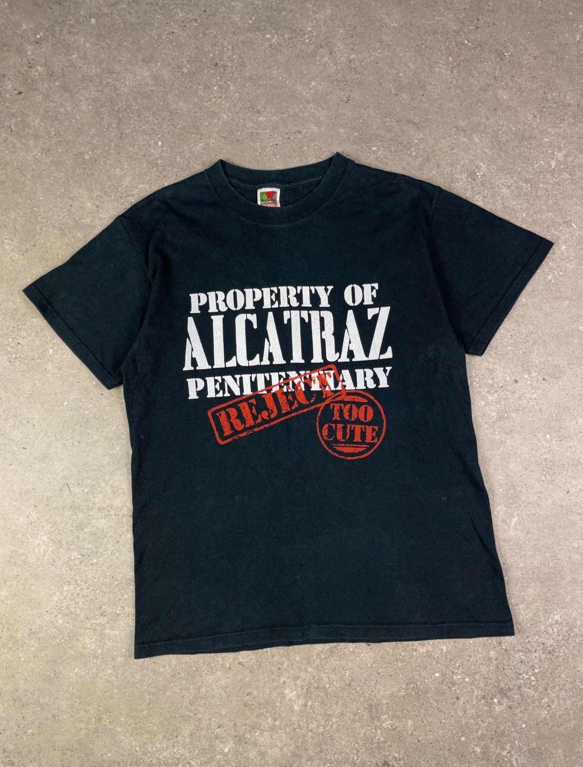 Vintage Vintage Y2K Property of Alcatraz T Shirt Size US M / EU 48-50 / 2 - 1 Thumbnail