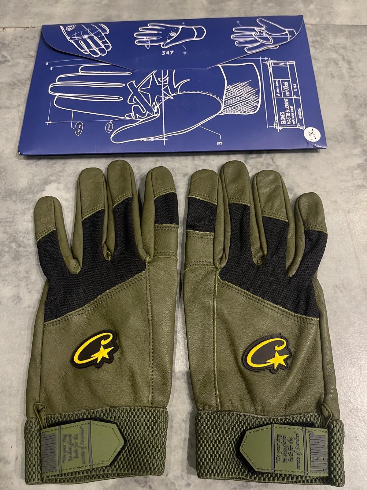 Corteiz Corteiz Leather Gloves Gutta Green Size ONE SIZE - 4 Thumbnail