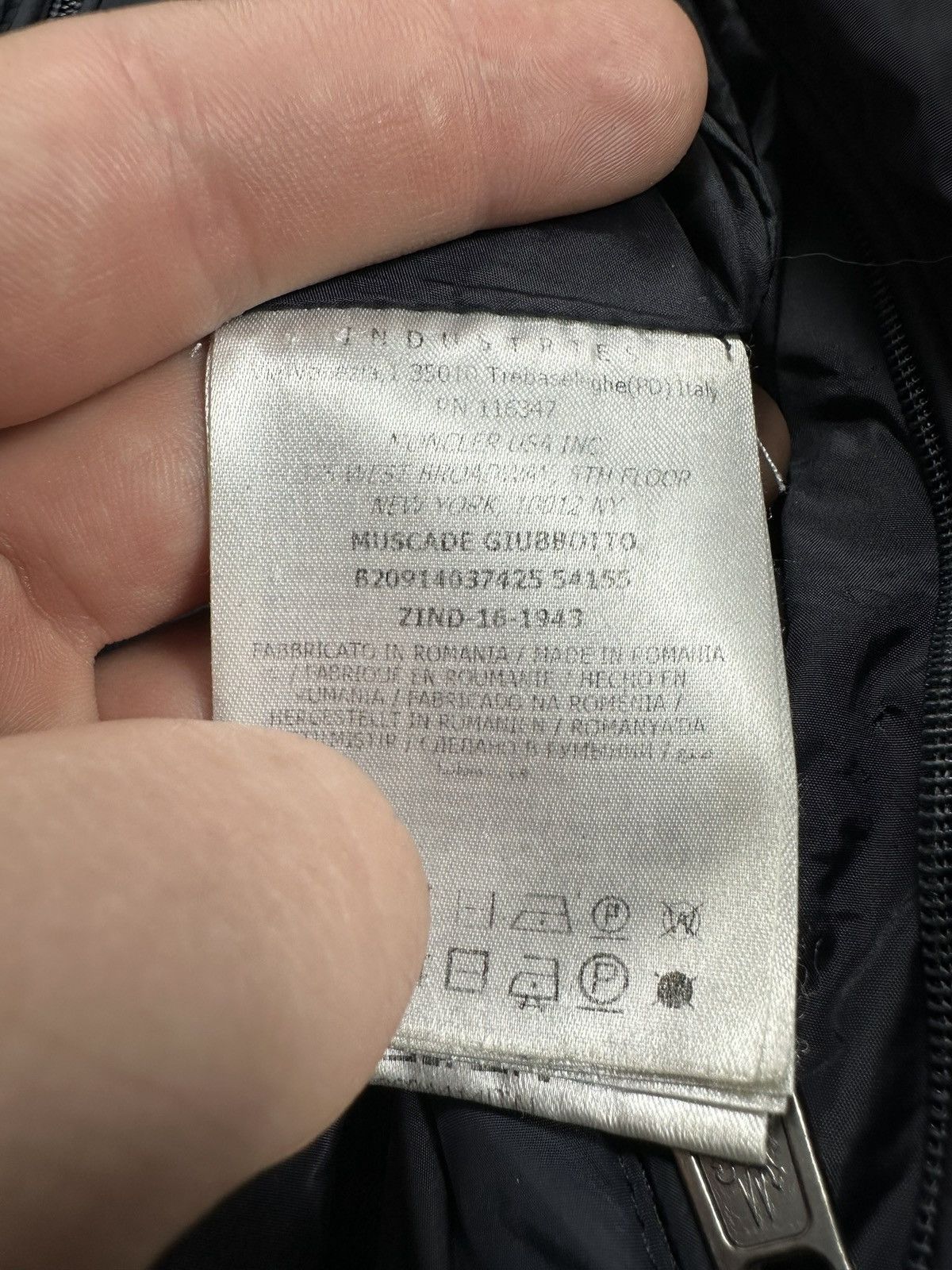 Moncler Moncler Muscade Fur Down Jacket bomber cropped japan Size US M / EU 48-50 / 2 - 9 Thumbnail
