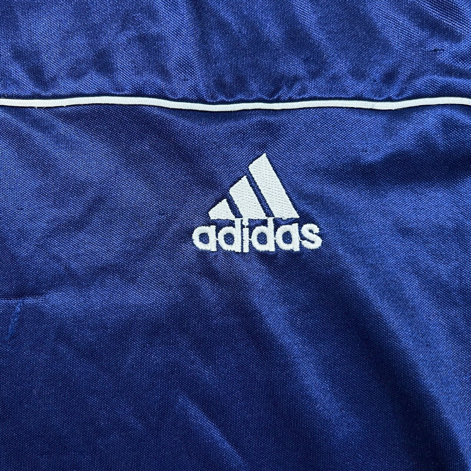 Adidas × Vintage 90s Adidas T Shirt Medium 3 Stripe Athletic Short Sleeve Tee Size US M / EU 48-50 / 2 - 2 Thumbnail
