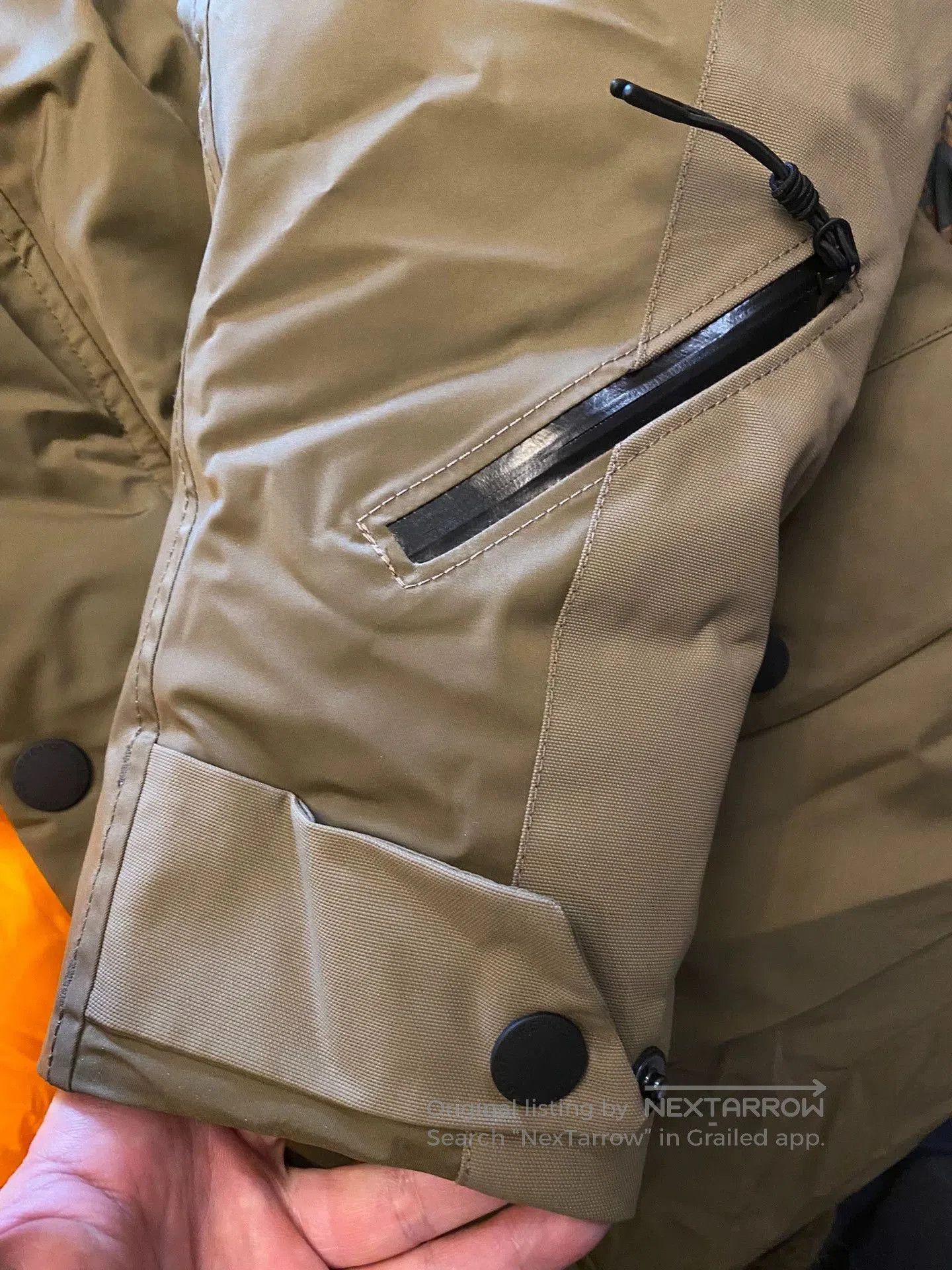 Bogner Green Parka with Hood and Multiple Pockets. Size US M / EU 48-50 / 2 - 6 Thumbnail