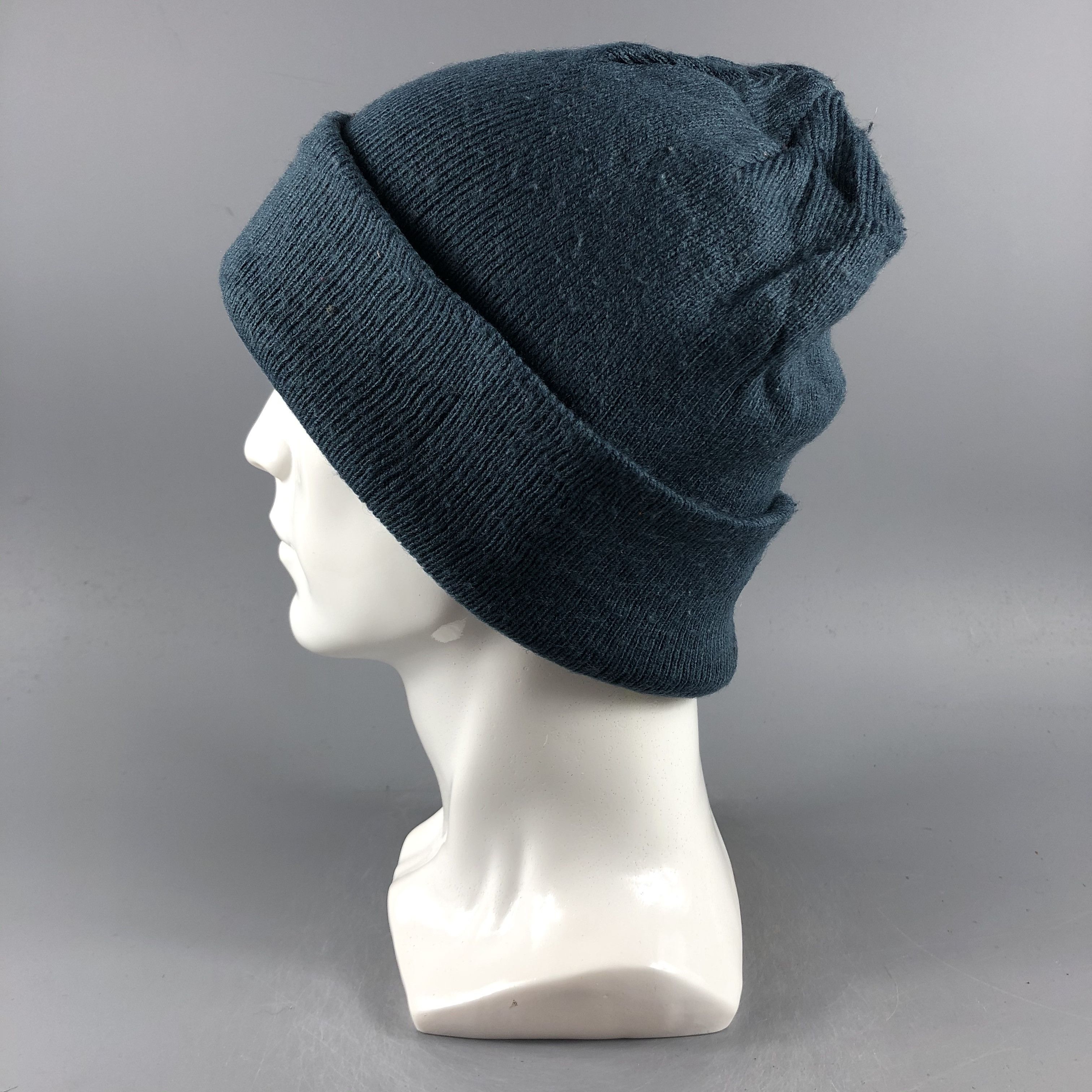 Quiksilver × Vintage Quiksilver Minimalist Beanie Snow Hat Snow Cap -D221 Size ONE SIZE - 1 Thumbnail