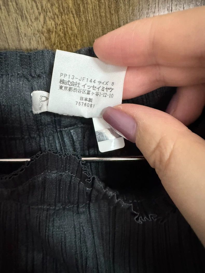 Issey Miyake issey miyake size:5 Black pleated pants Size US 27 - 5 Thumbnail